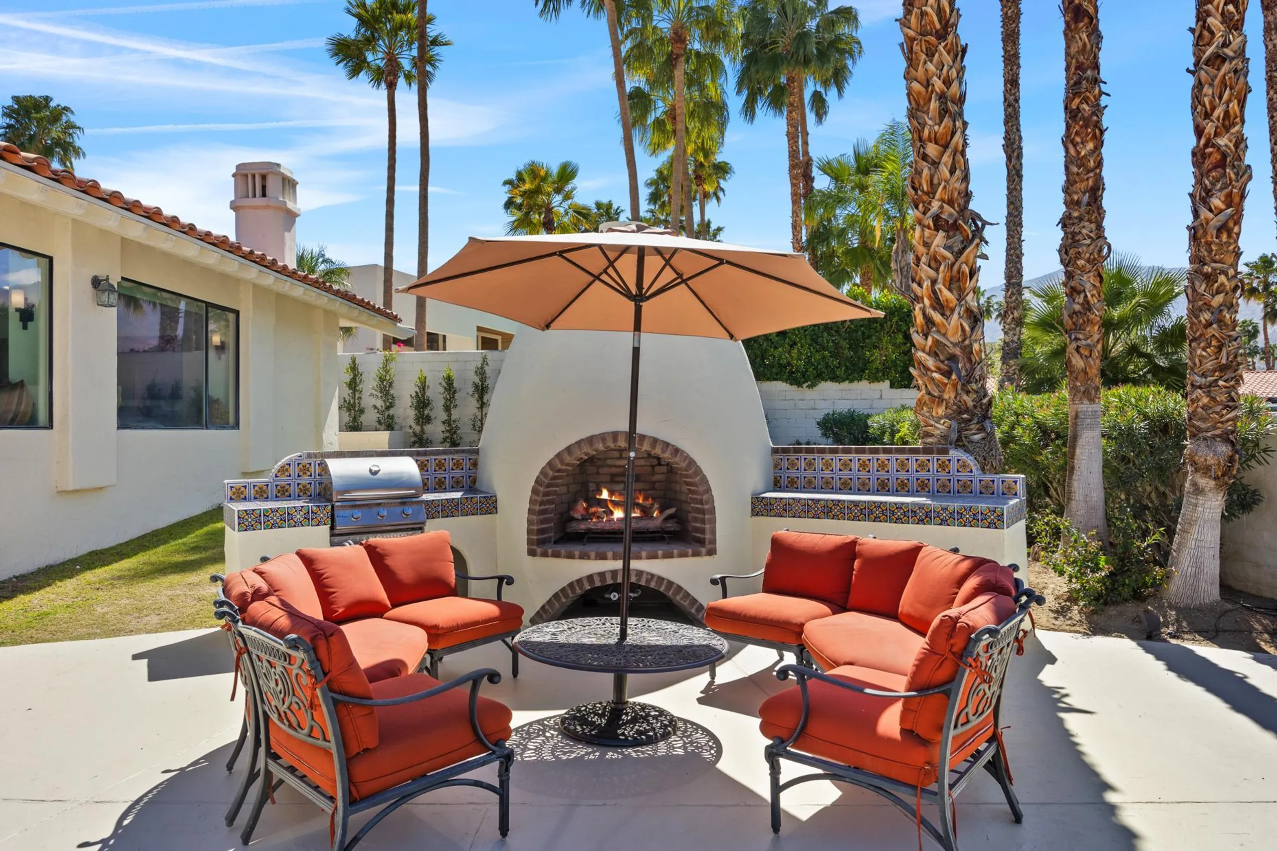 Lavish Palm Springs Tennis Estate with Lap Pool, 360-Degree Mountain Views, and Celebrity-Level Privacy — photograph 9