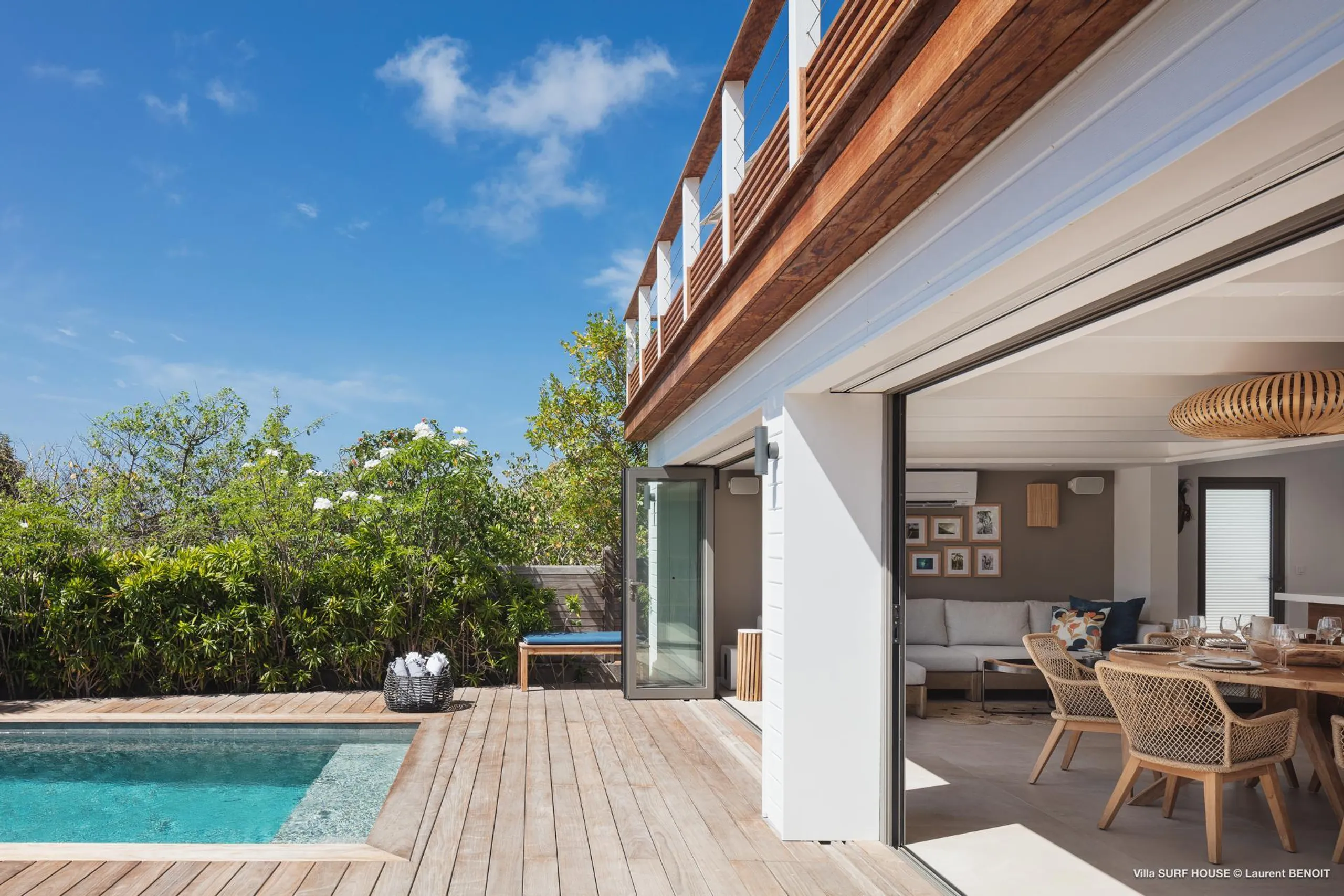 Lush and Luxurious Oceanside Villa in Toiny with Infinity Pool and Ocean Views, Toiny