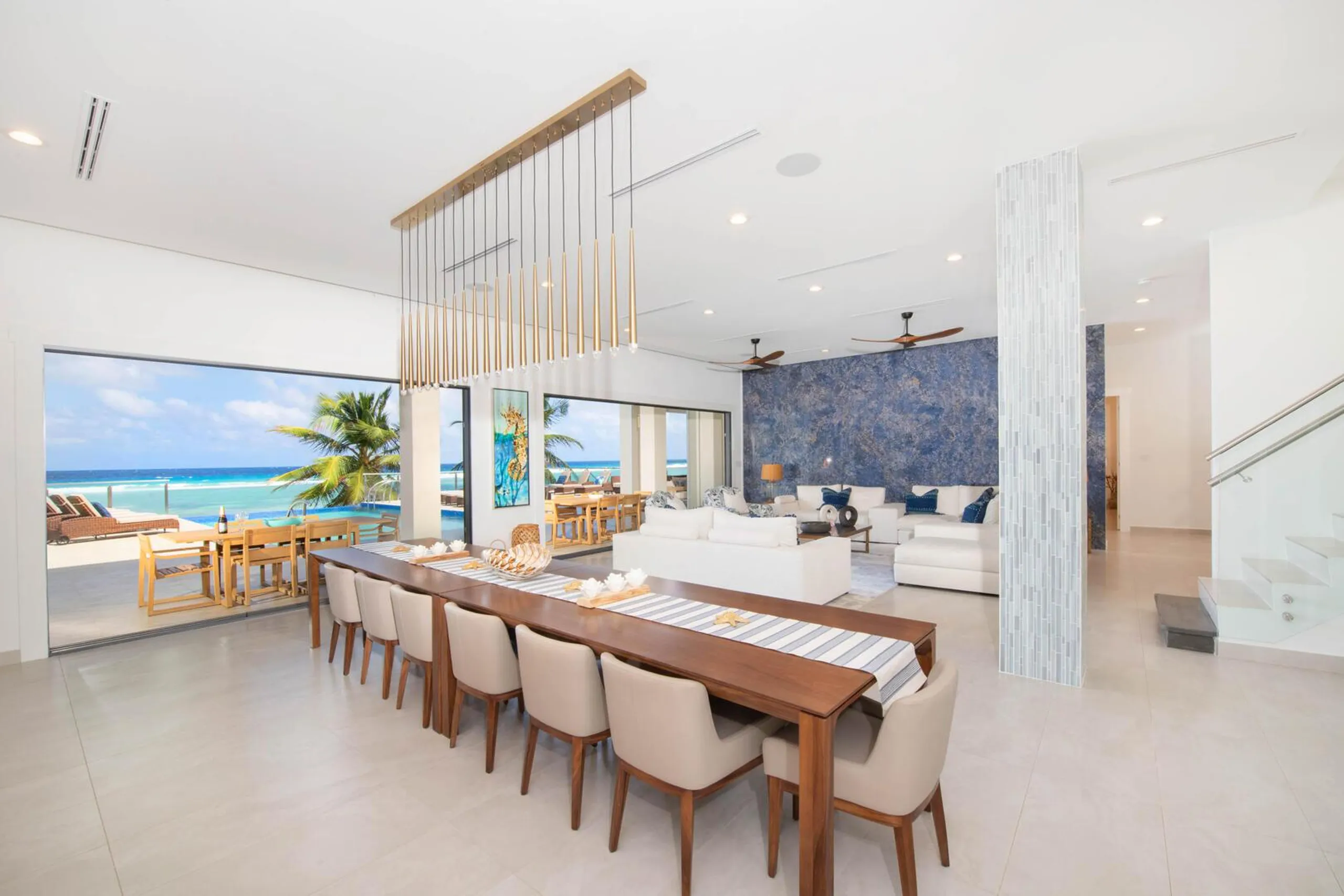 Grand Beachfront Estate with Private Pool, and Home Theater — photograph 7