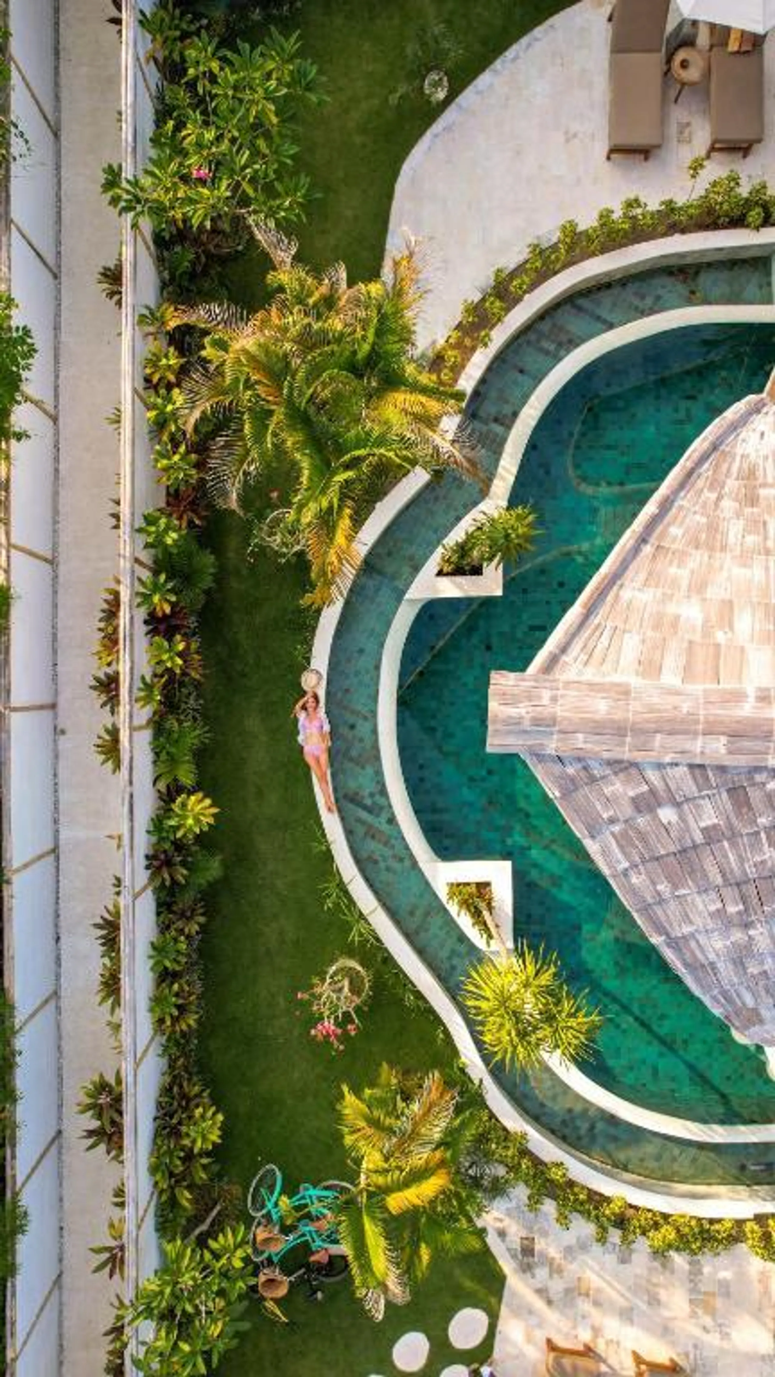 Exclusive Eco-Friendly Luxury Retreat Villa with Incredible Private Pools — photograph 5