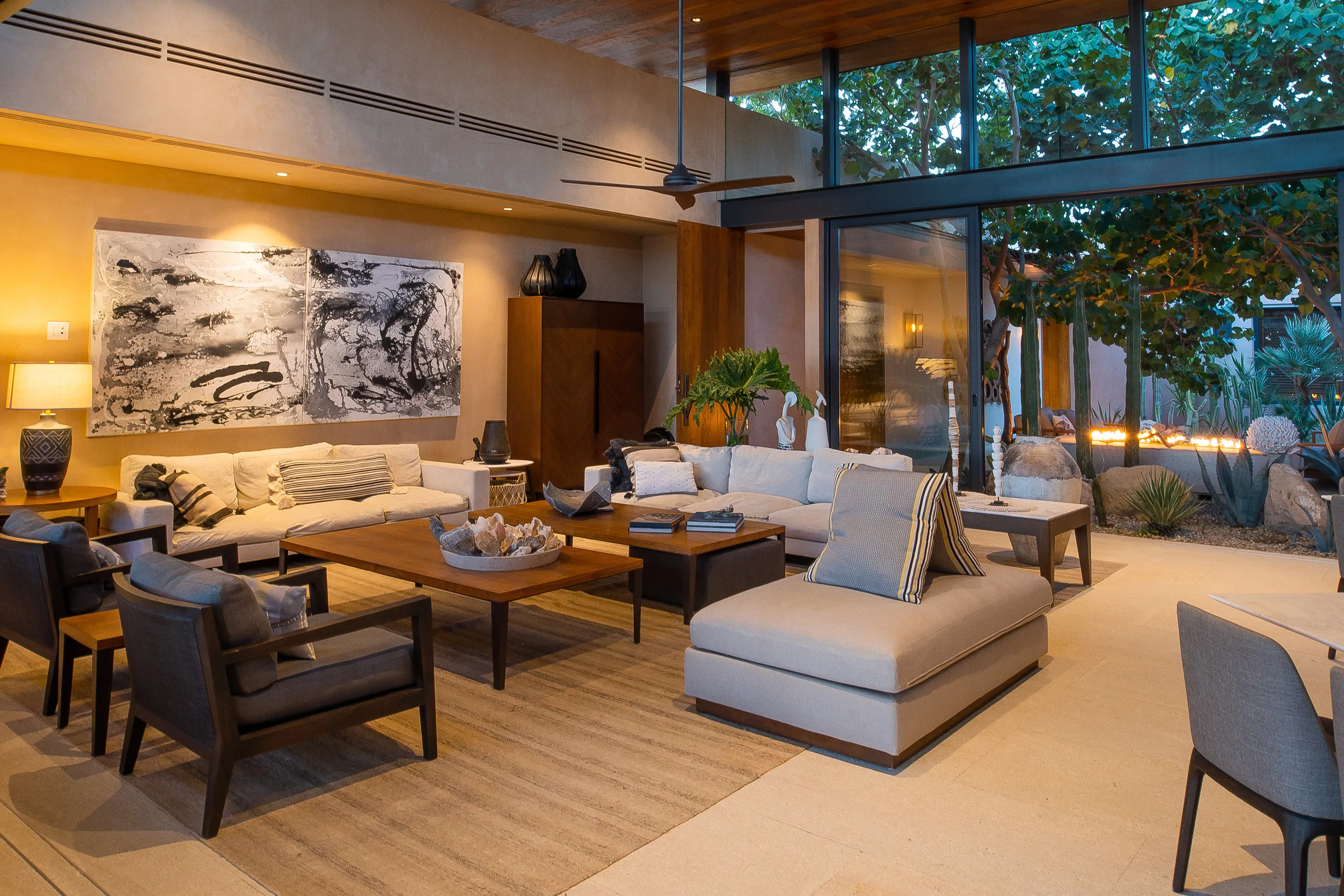 Modern Architectural Enclave Estate with Private Pool and Ocean Views — photograph 4