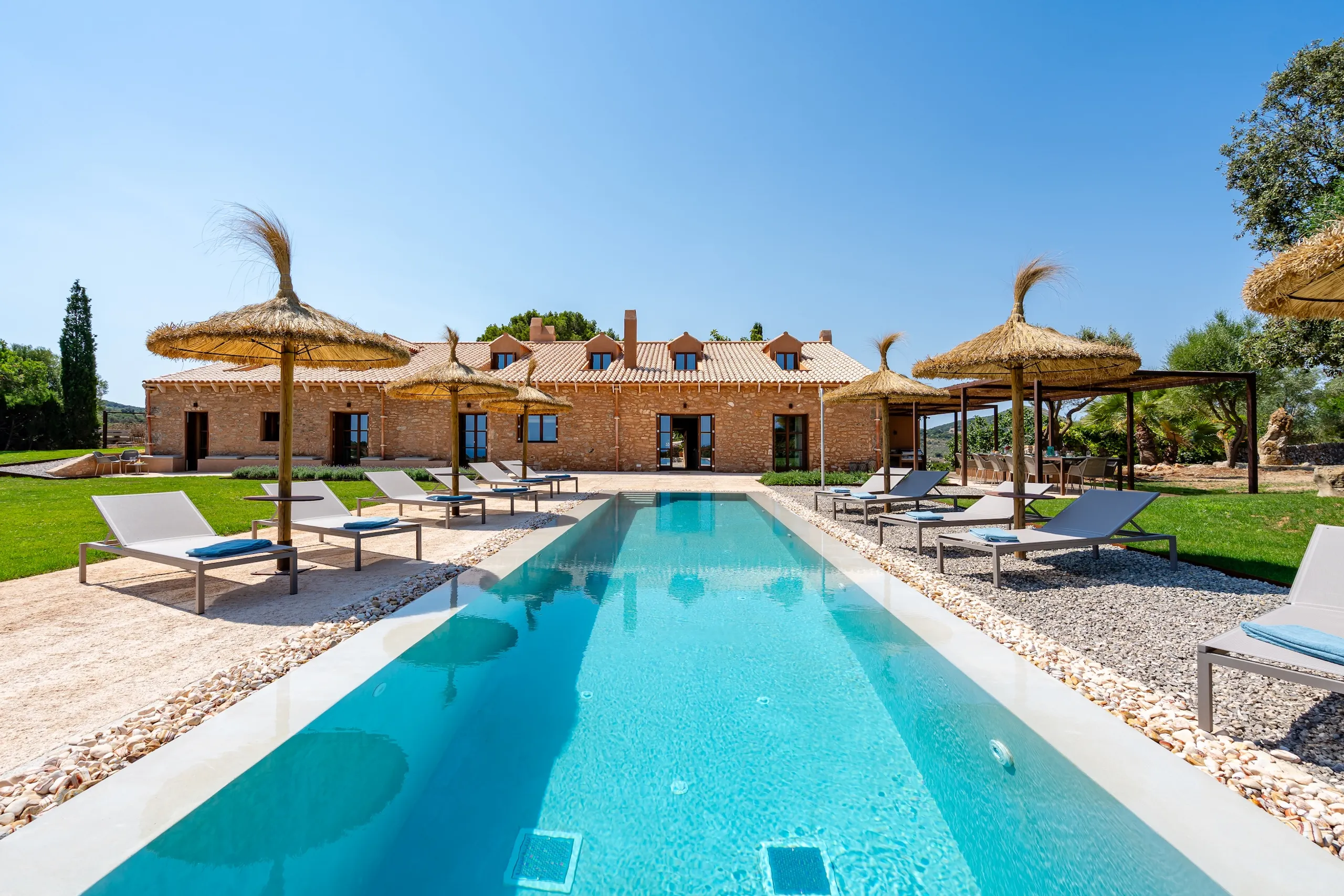 Breathtaking Mallorcan Estate with Private Pool and Countryside Views, Mallorca