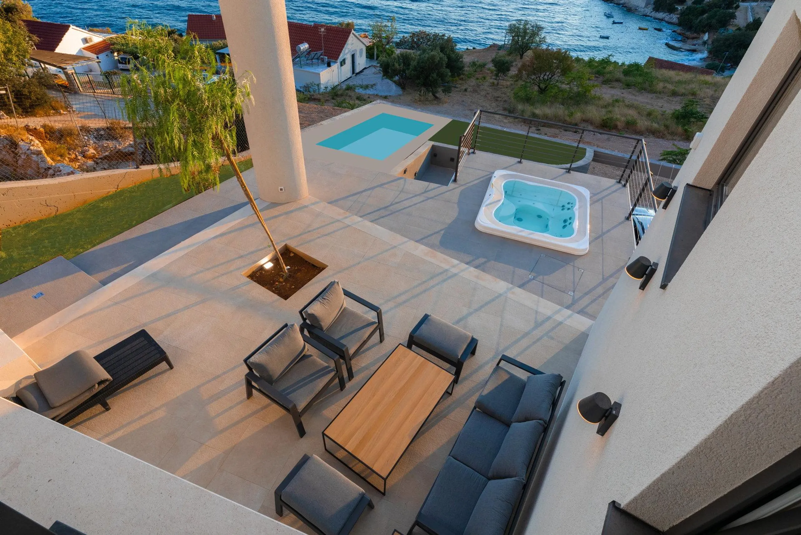 Chic Villa with Private Pool, Jacuzzi on Brac Island — photograph 6
