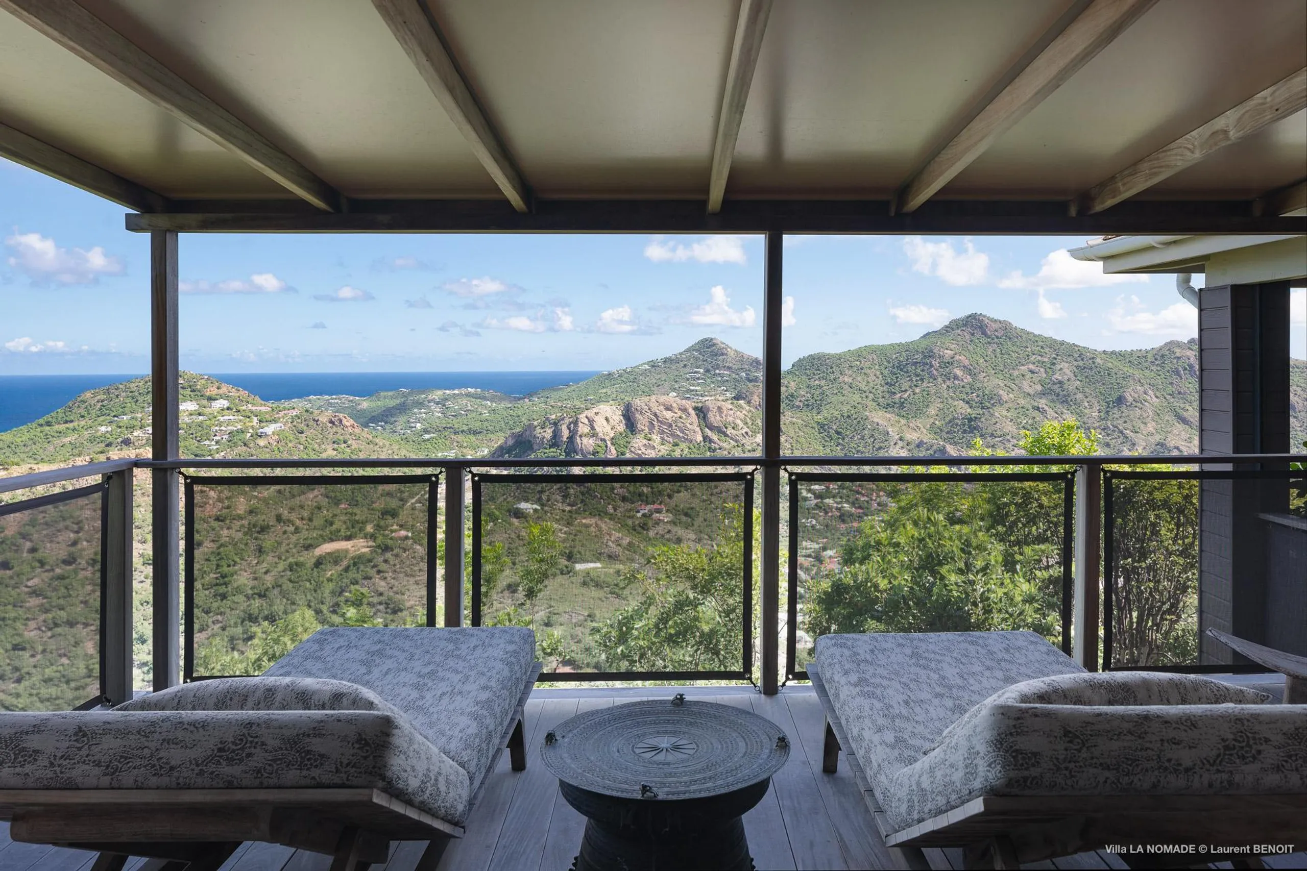Regal Lurin Villa with Infinity Pool , Jacuzzi and Ocean Views — photograph 9