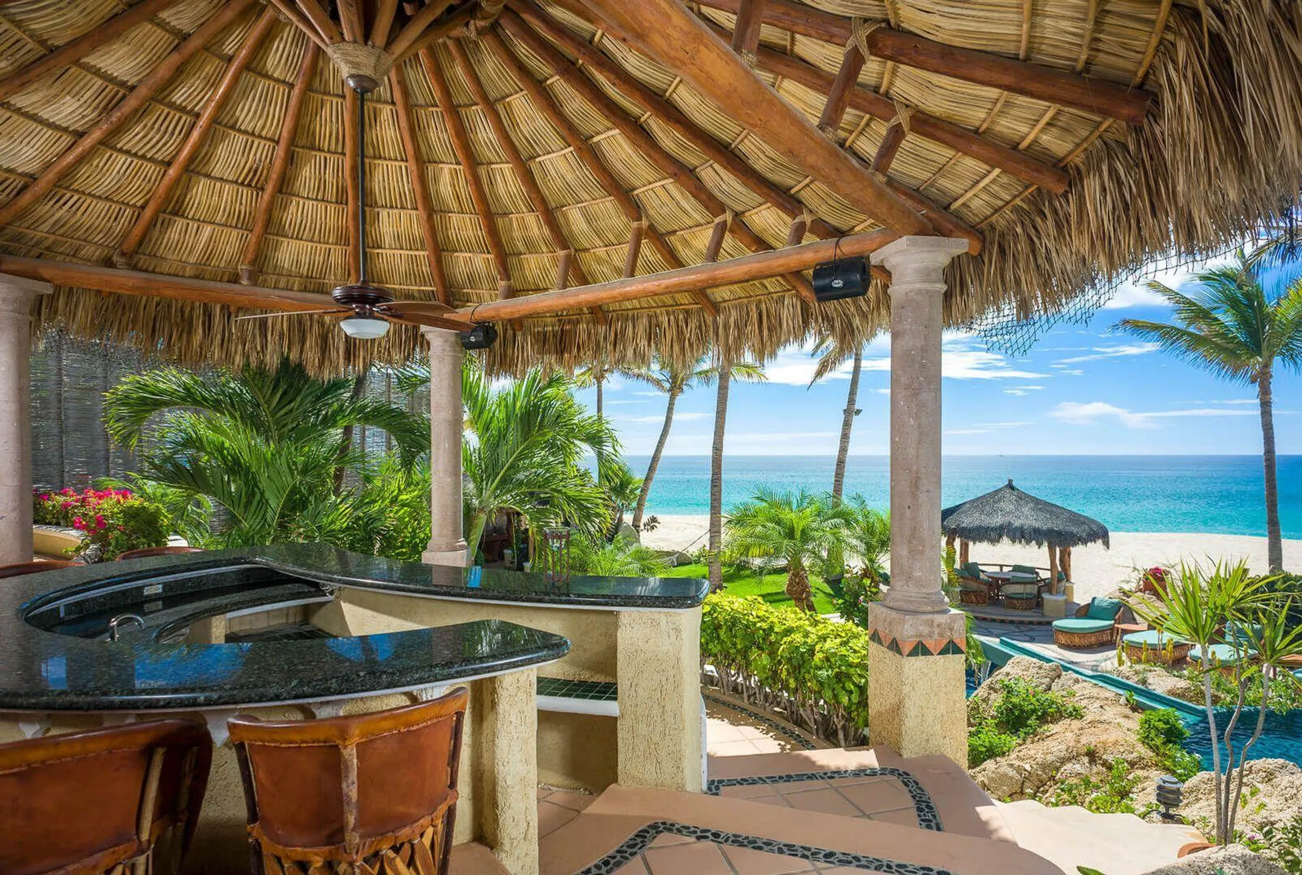 Gorgeous Playa El TuleLuxury Beachfront Compound with Private Pool — photograph 6