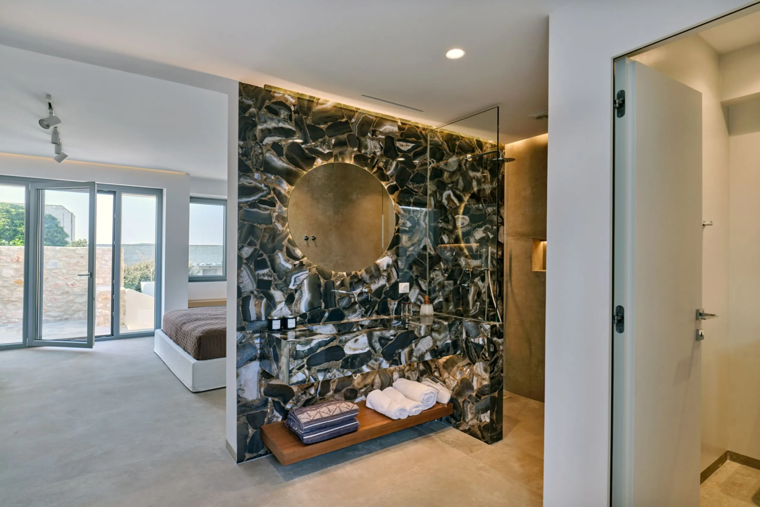 Santa Maria Seaside Villa with Pool, Garden & Breathtaking Sea Views — photograph 9
