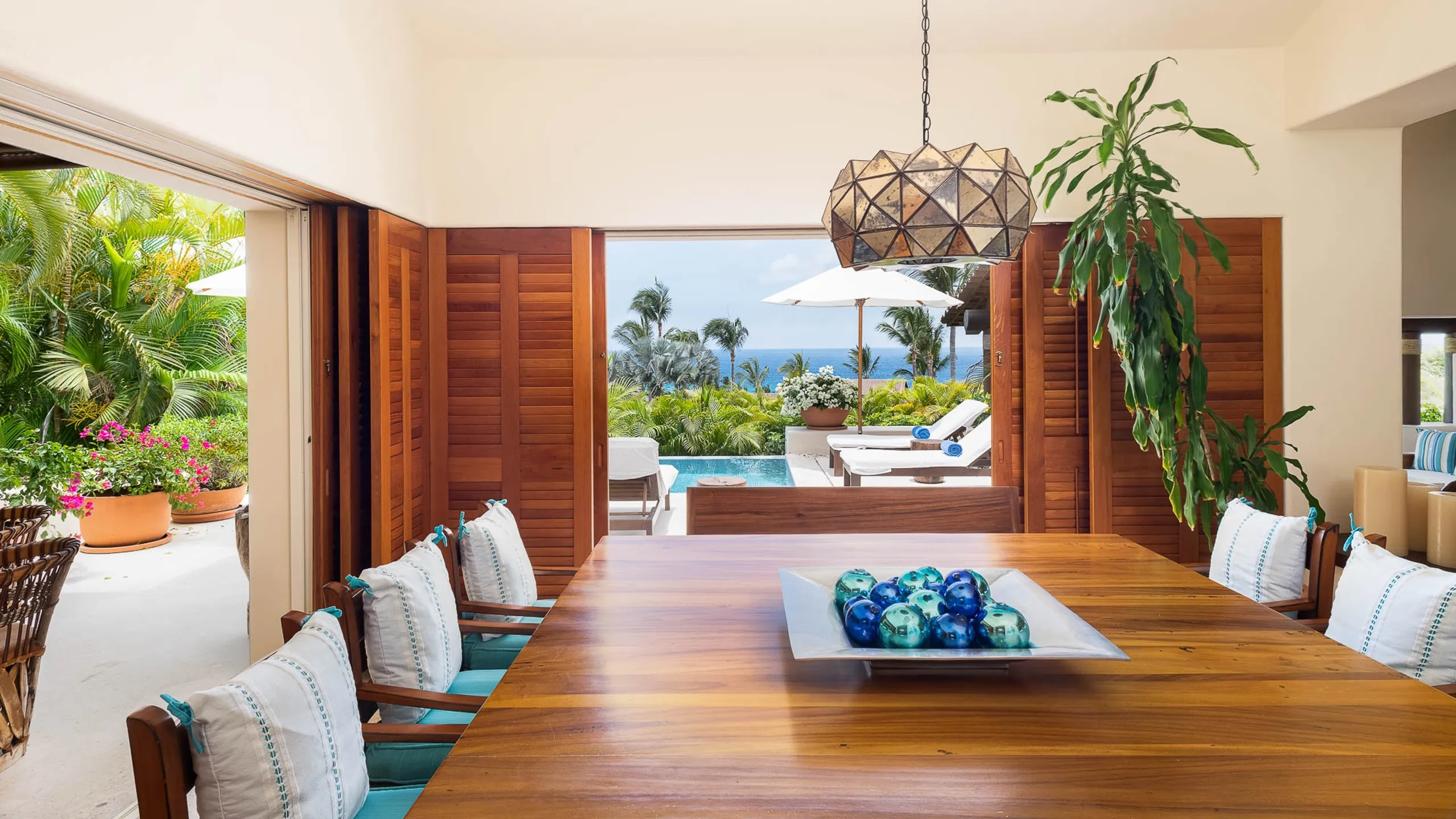Exquisite Four Seasons Punta Mita Villa with Heated Pool, Jacuzzi & Ocean Views — photograph 11
