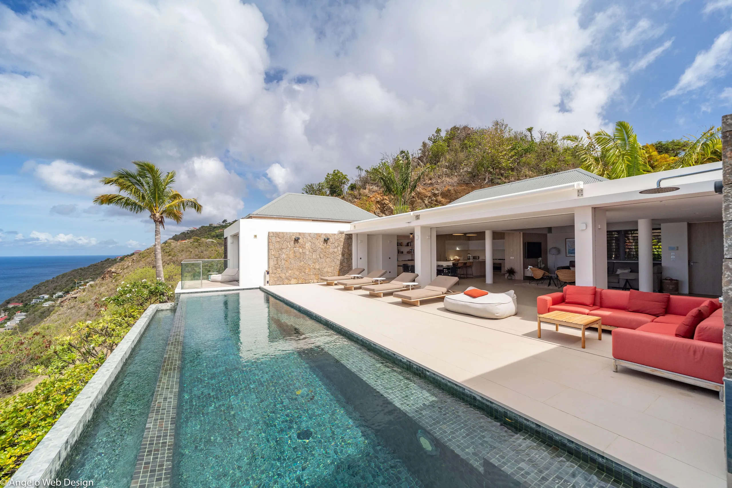 Lavish Caribbean Villa: Mesmerizing Views, Infinity Pool, and Sunset Magic — photograph 3