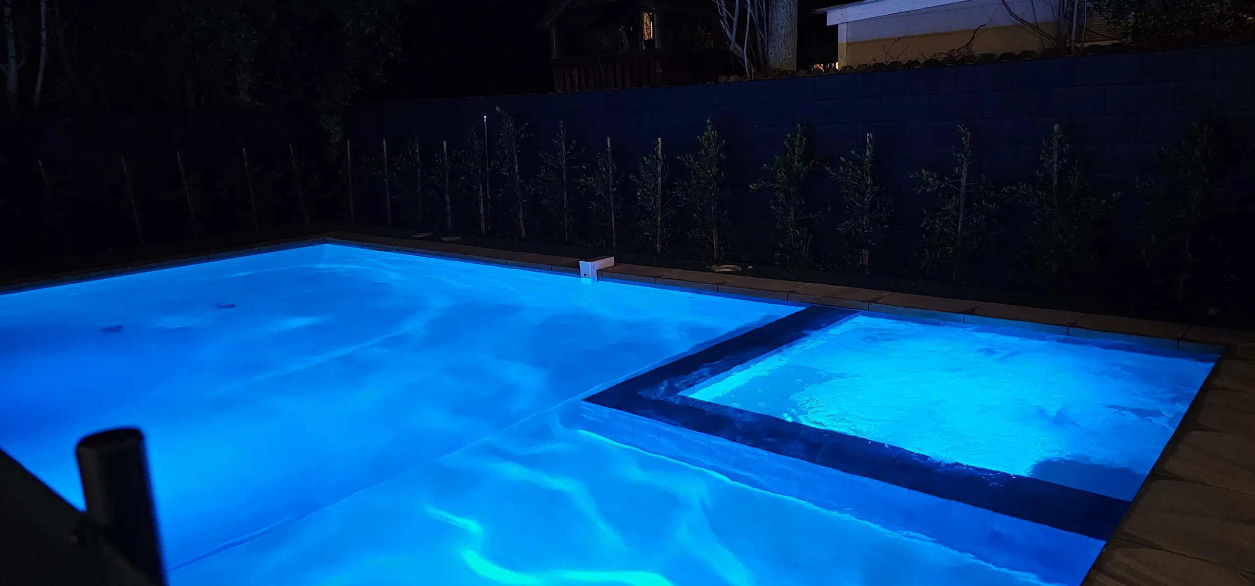 Spacious 6BR Villa in Sherman Oaks with Private Pool & Garden — photograph 7