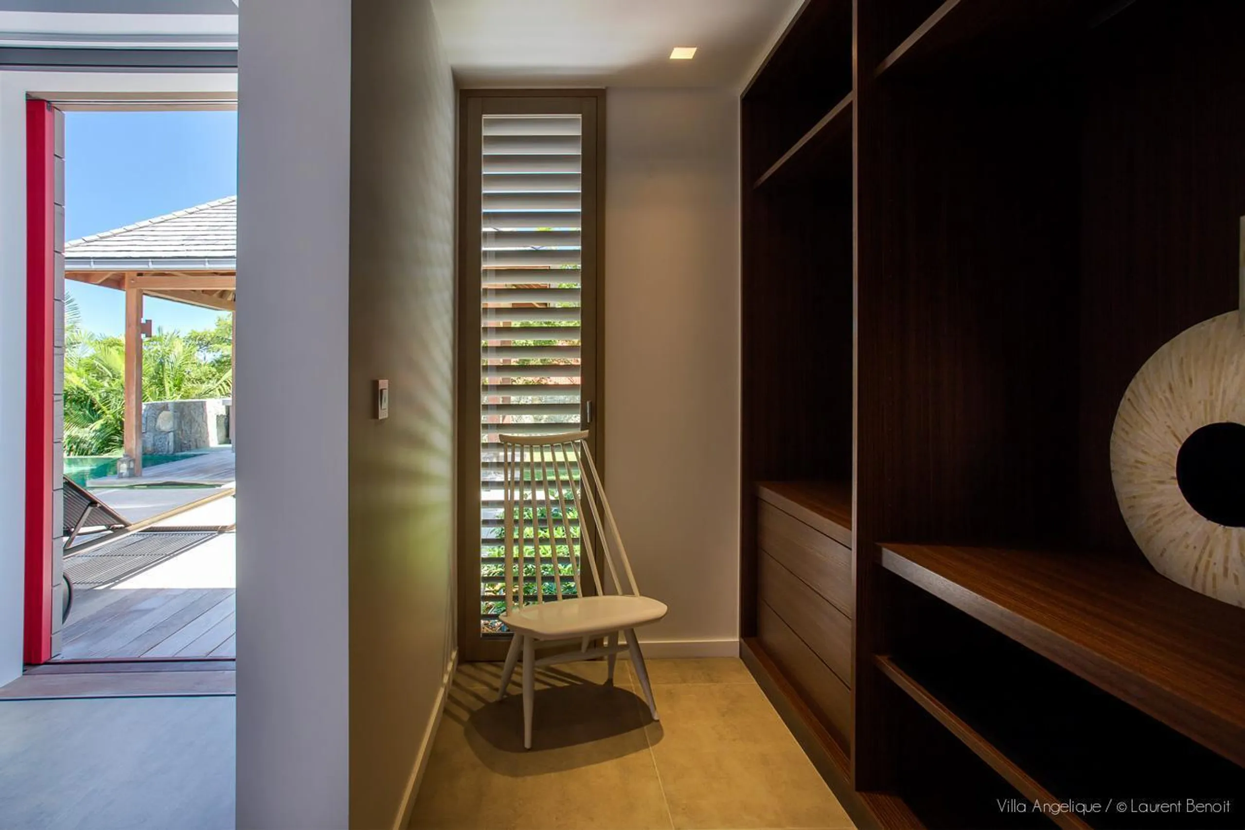 Plentiful Paradise St Jean Estate with Private Pool and Fitness Room — photograph 10