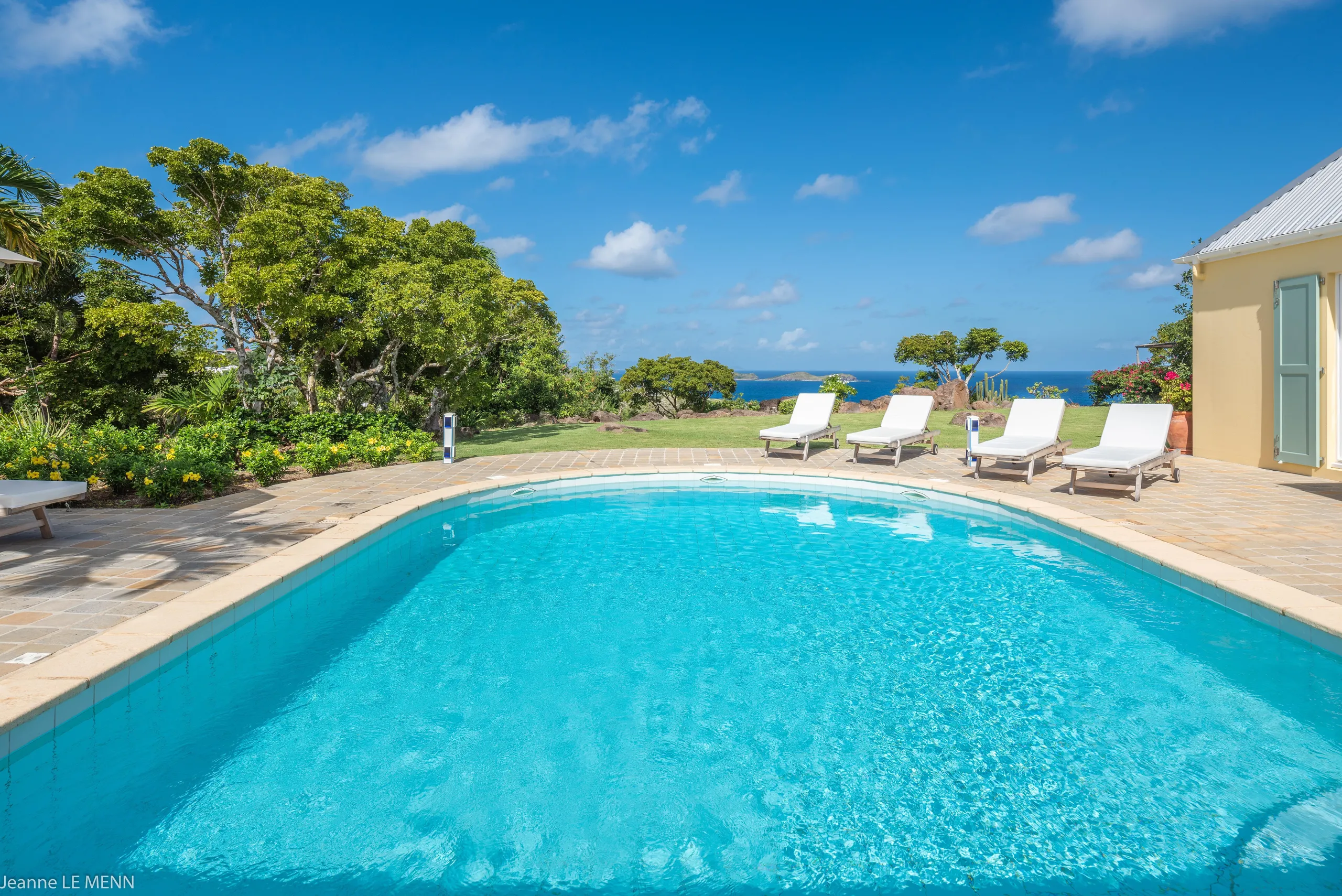 Prestigious Paradise Villa with Private Pool and Ocean Views — photograph 2