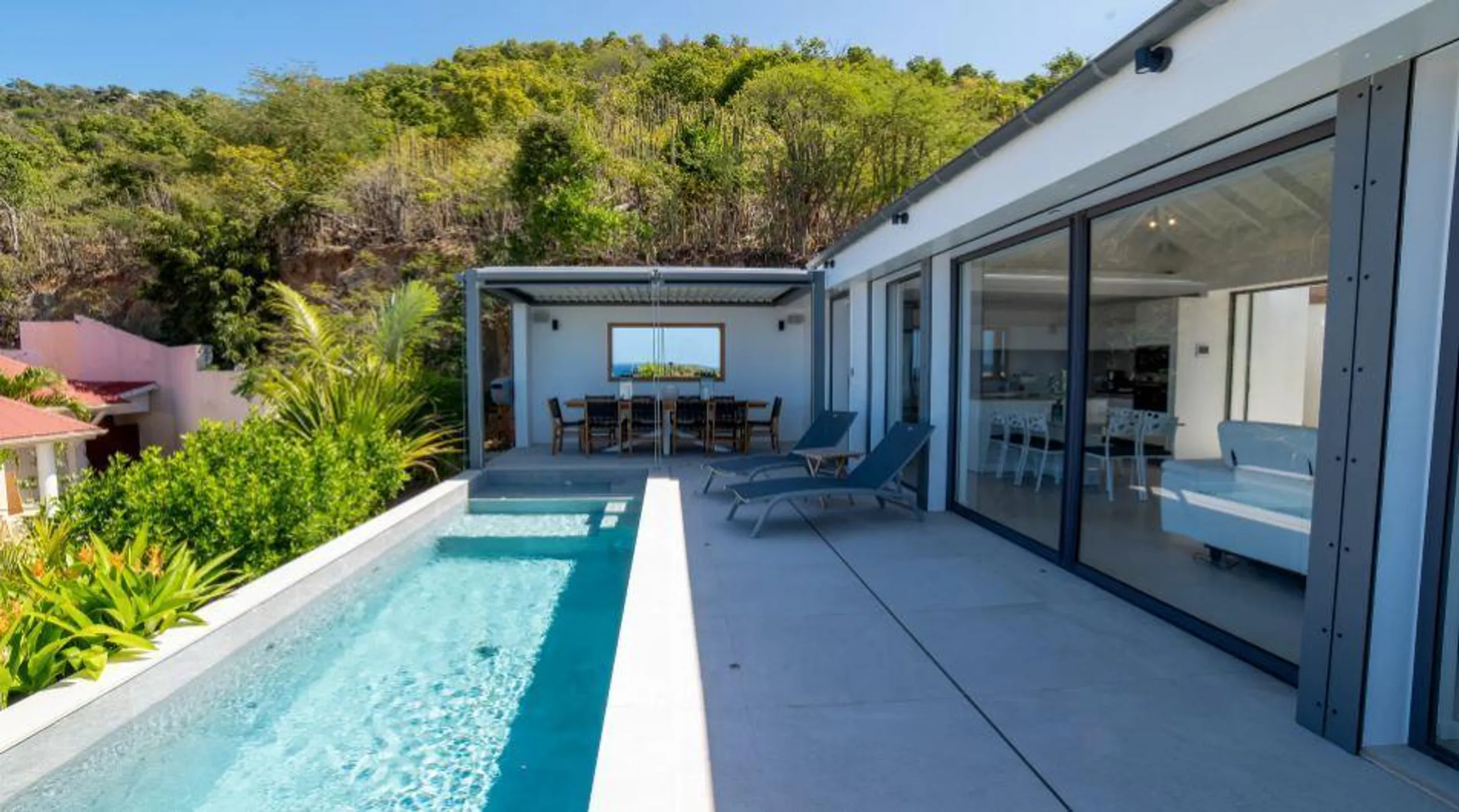 Serene Villa in Gustavia with Captivating Harbor View and Private Pool — photograph 6
