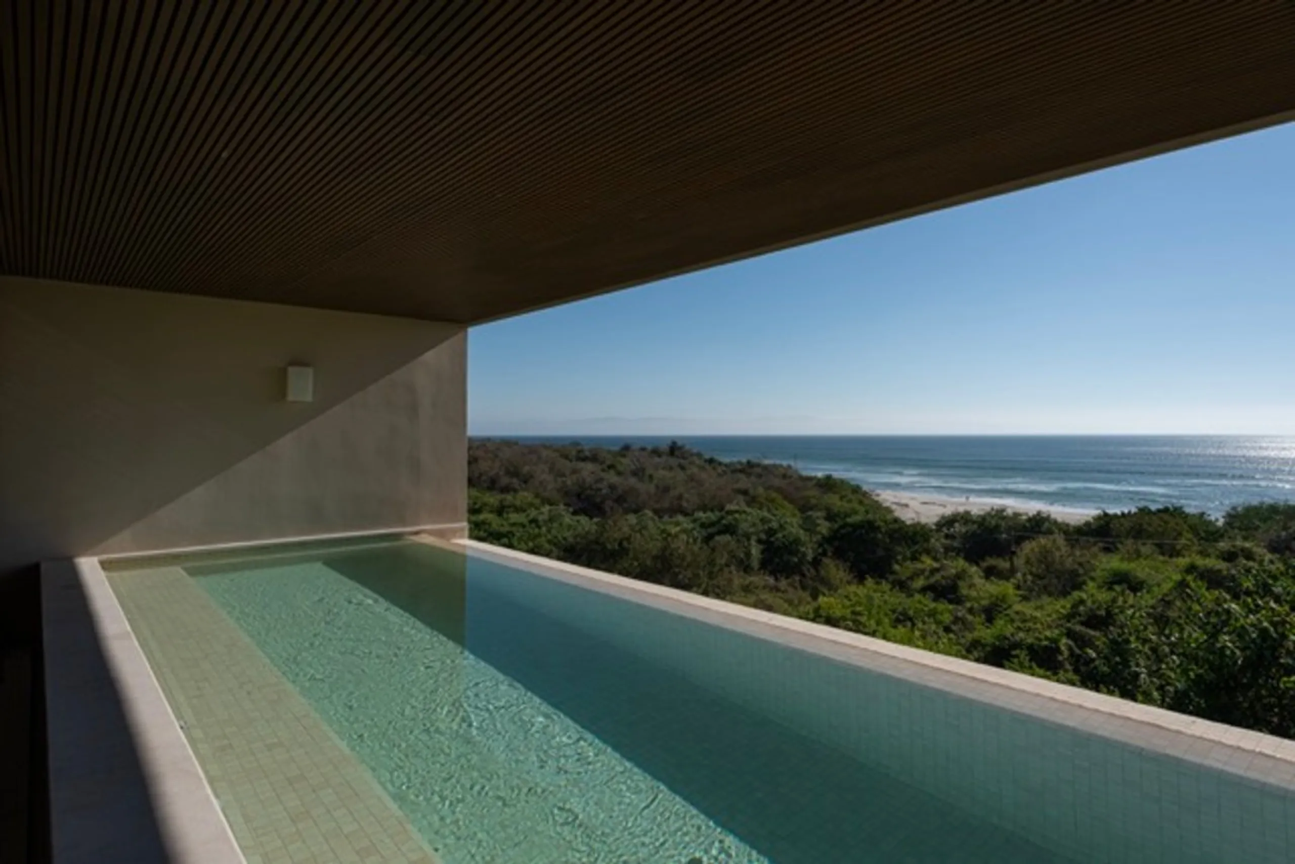 Luxe 5-Bedroom Oceanfront Villa in Punta Mita with Panoramic Ocean Views — photograph 6