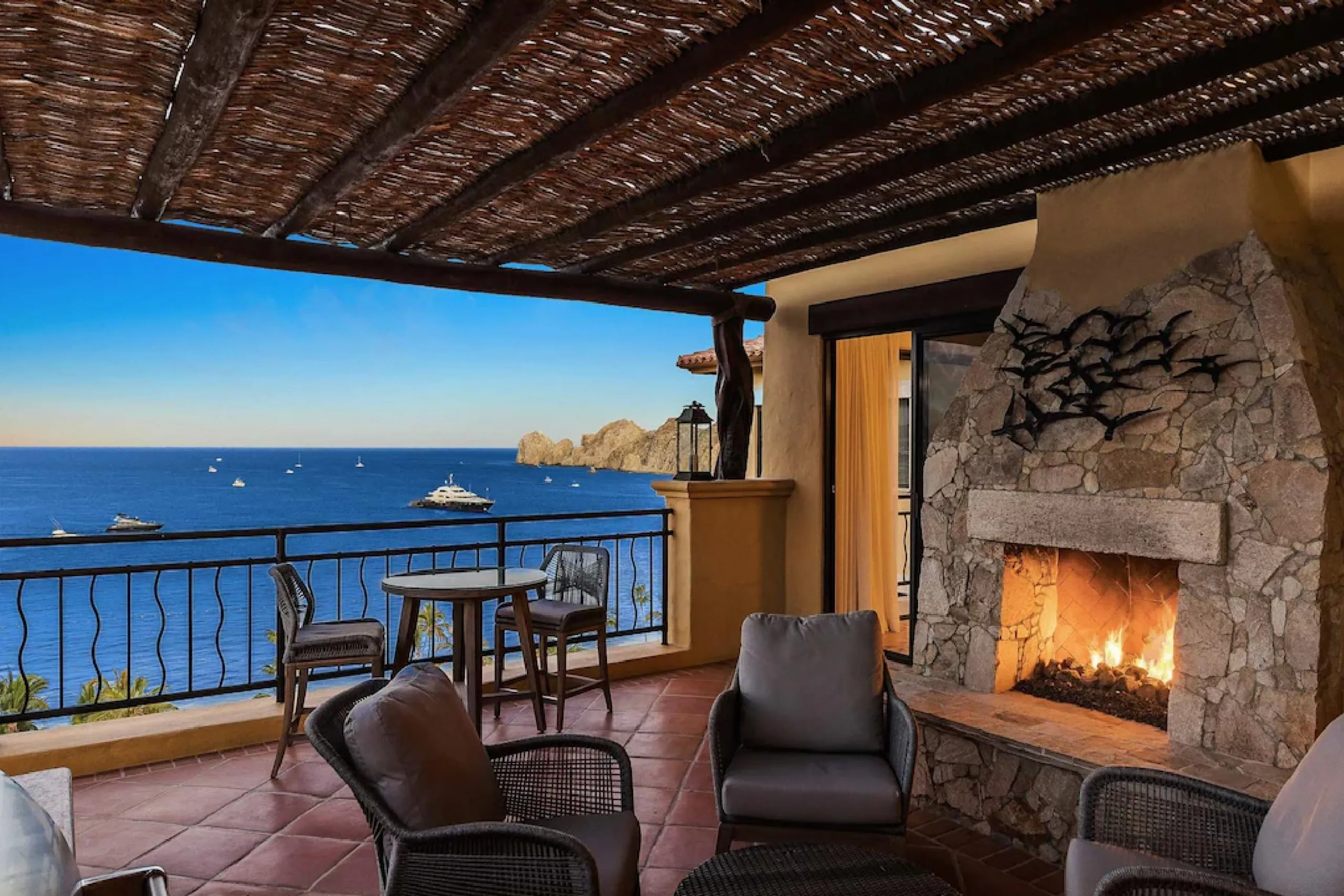 Grand Overlook Estate with Stunning Sea of Cortez Views — photograph 3
