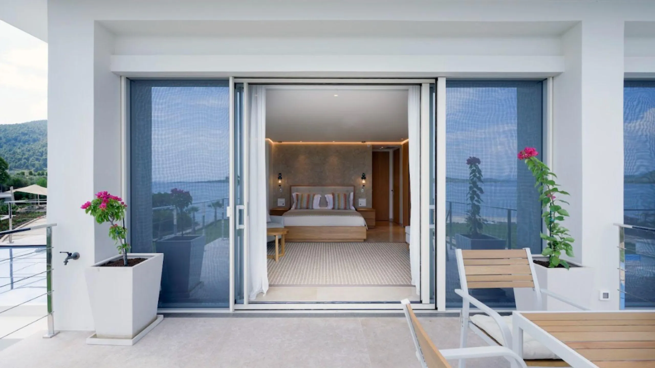 Ultra-Luxury Villa in Vourvourou with 2 Heated Pools & Panoramic Views — photograph 9