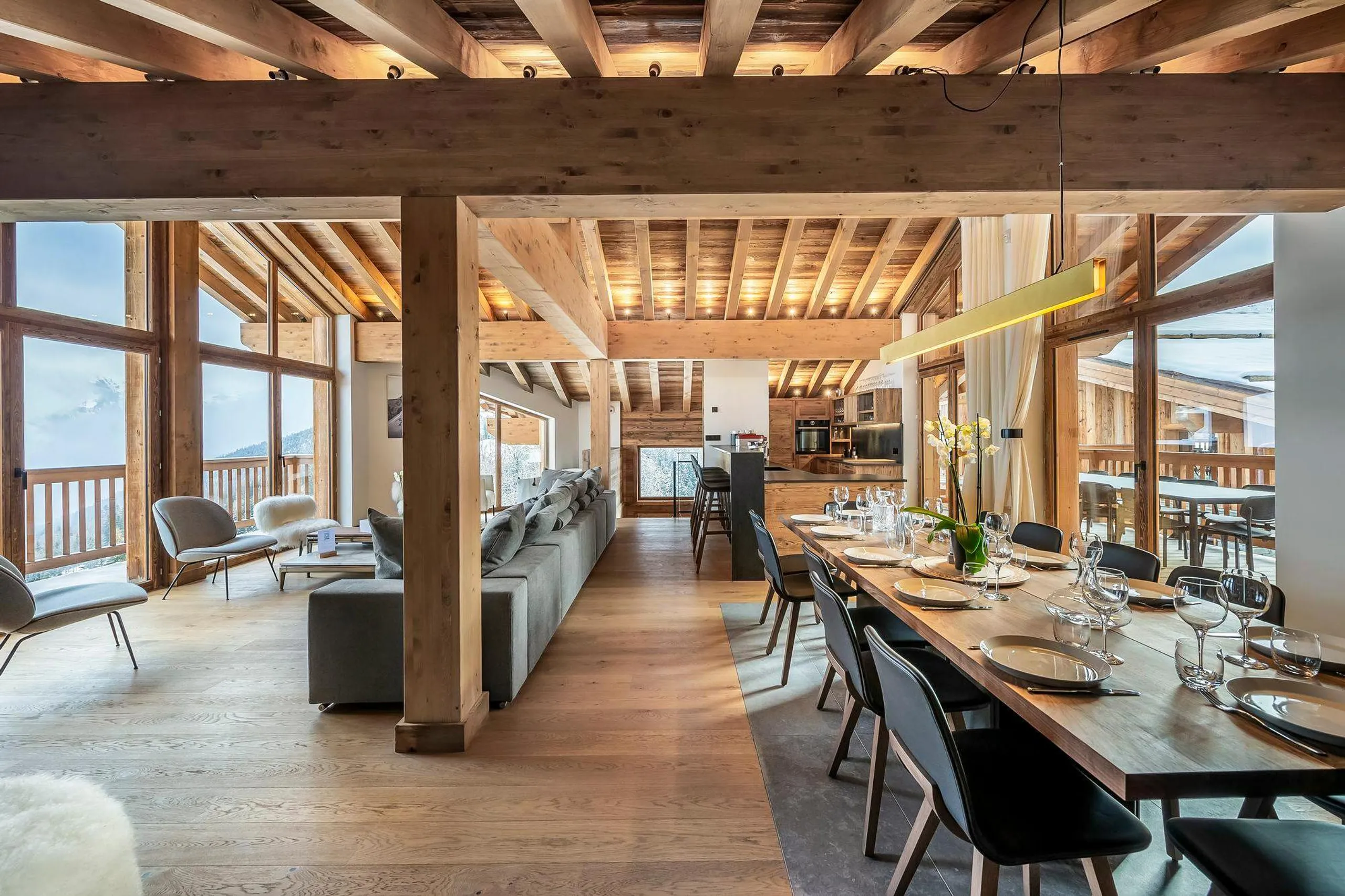 Alpine Luxury Fine Villa in the Heart of Courchevel — photograph 6