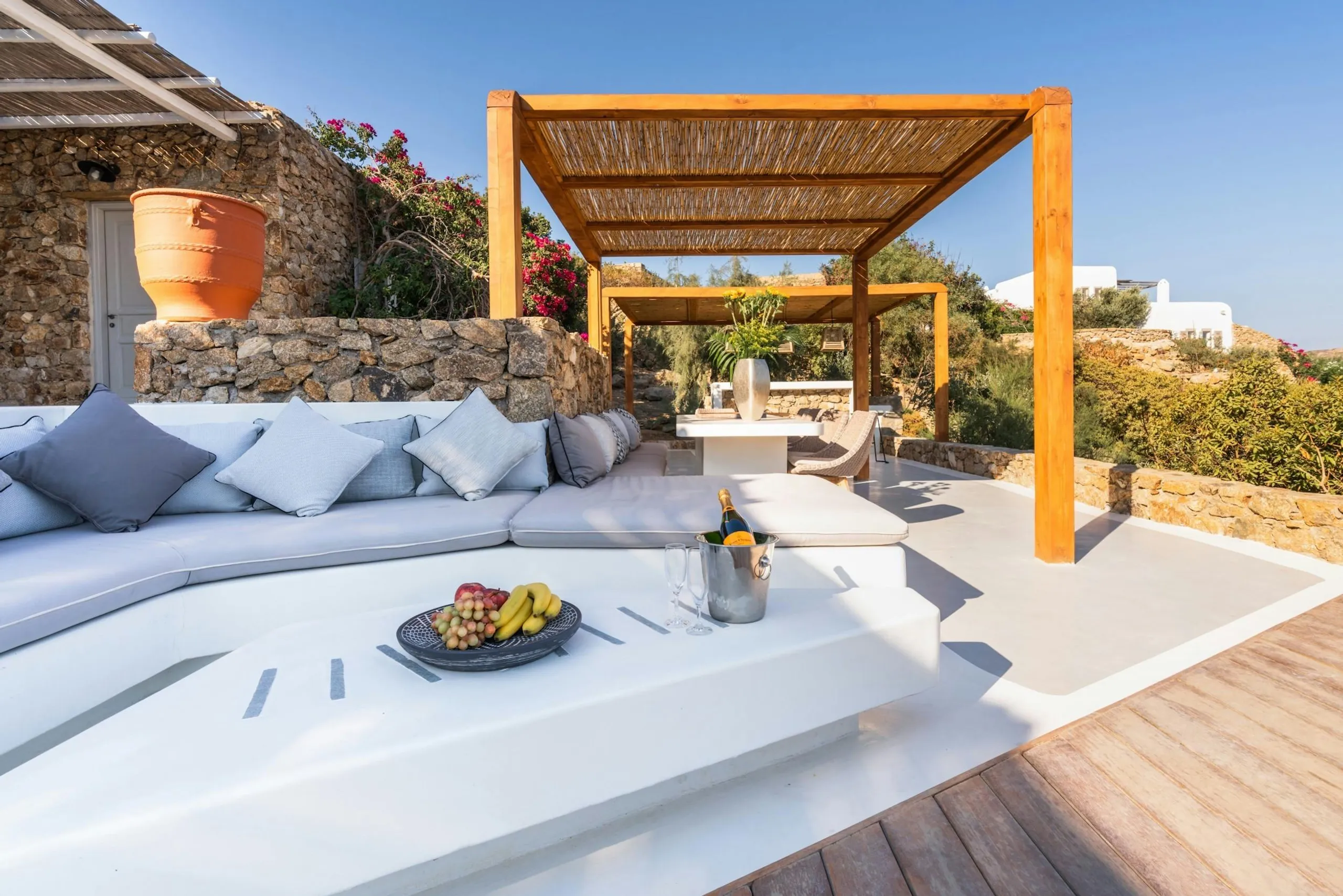 Splendid Seaview Villa with Private Pool and Fire Pit — photograph 10