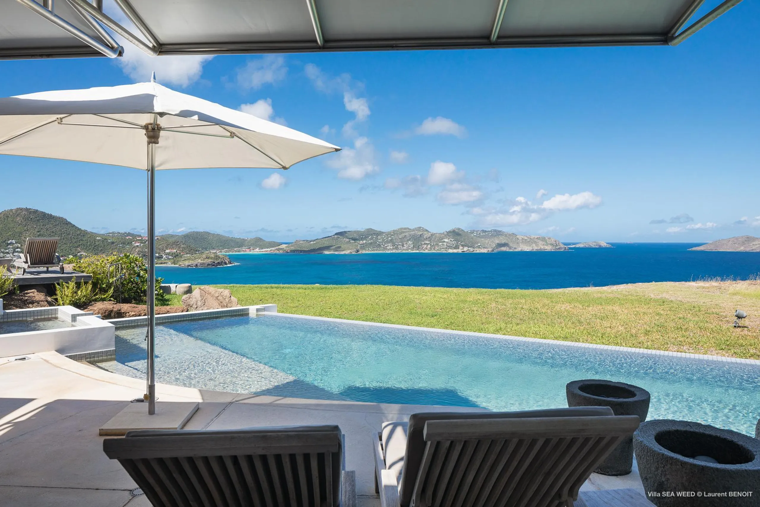 Regal Seaside Suite with Private Pool and Walks to Beach, Pointe Milou