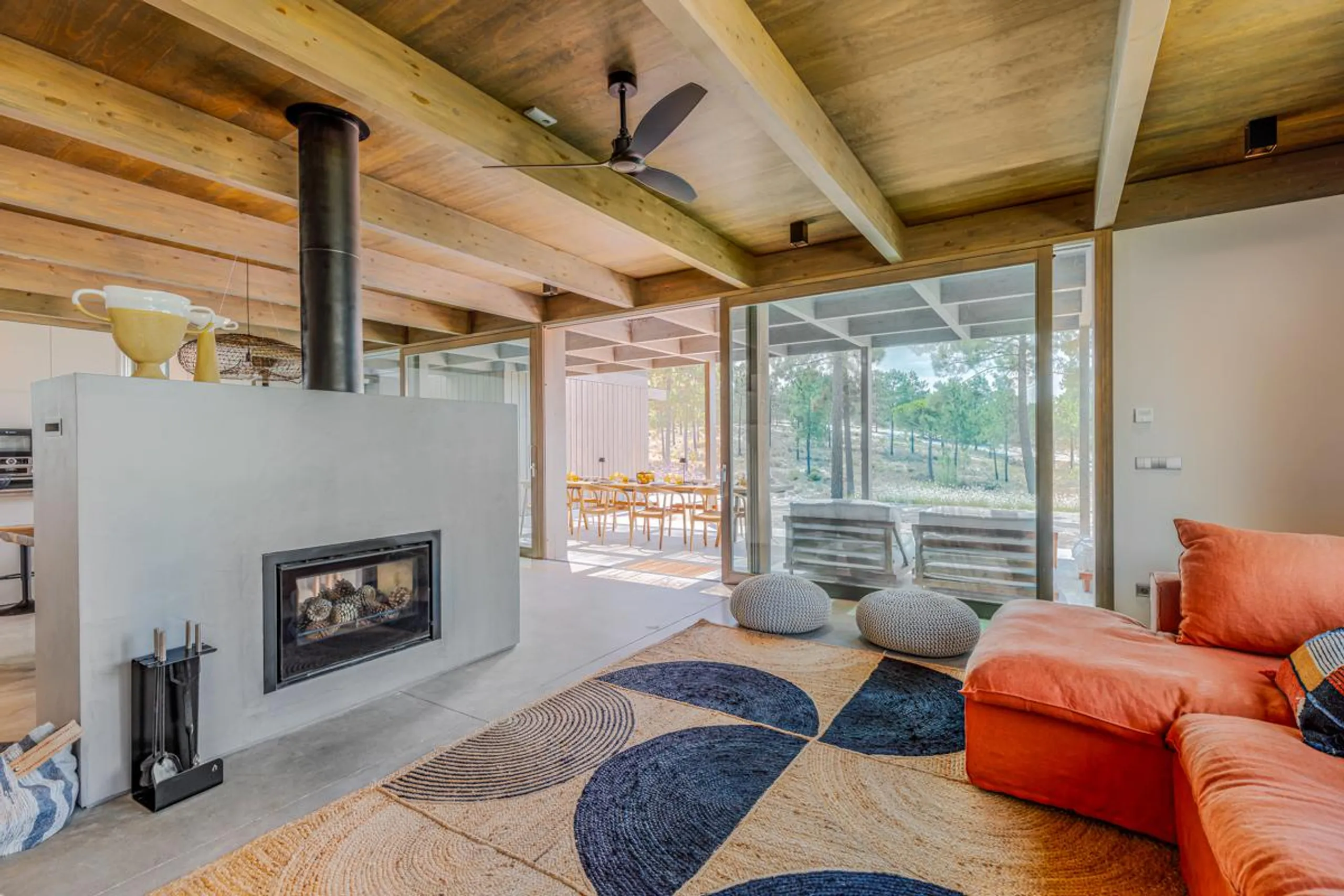 Modern Beach Haven Villa with Private Pool, and Close to Pristine Beach — photograph 6