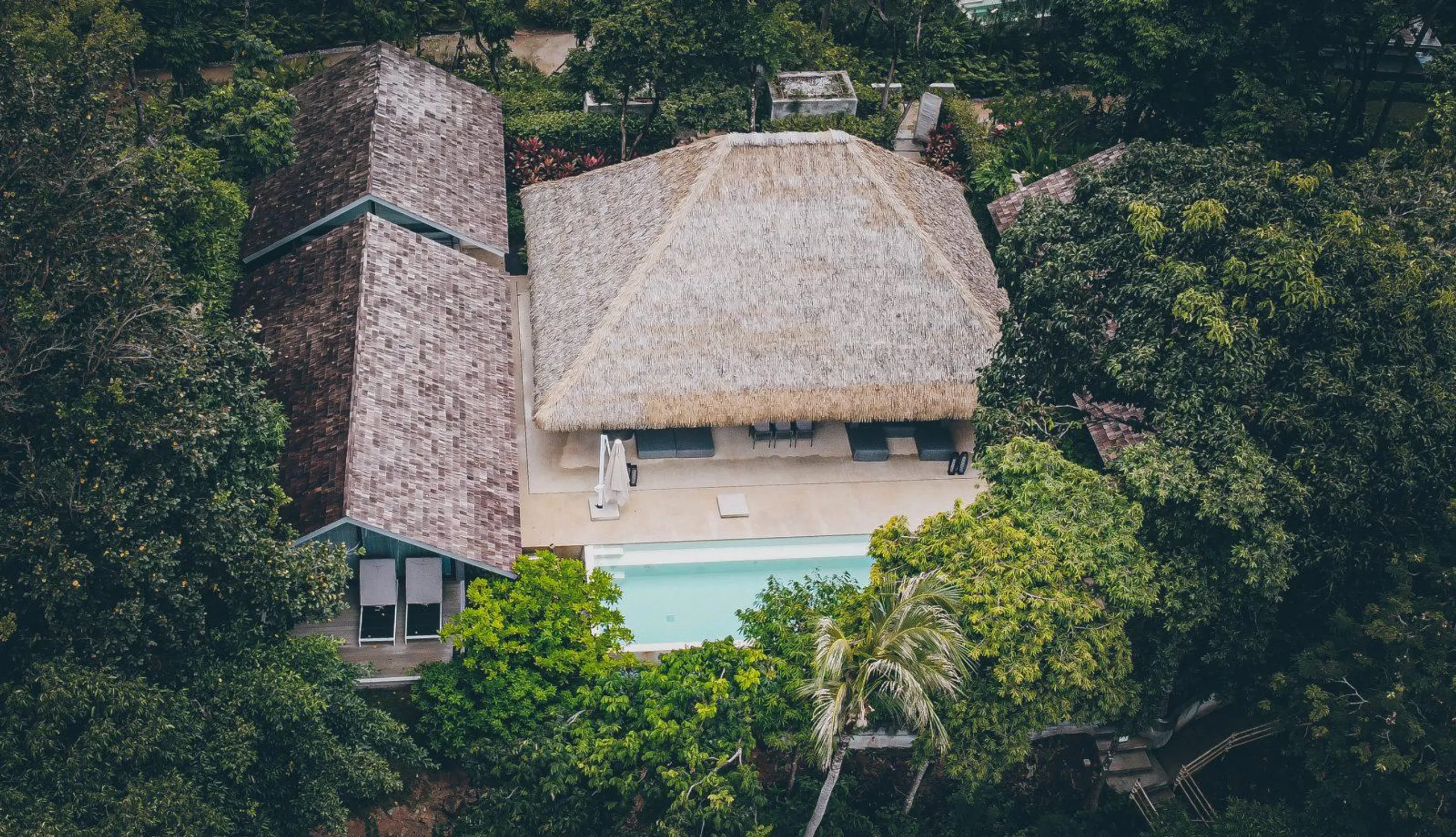 Blissful Oceanview Villa with Private Pool and Game Room — photograph 5