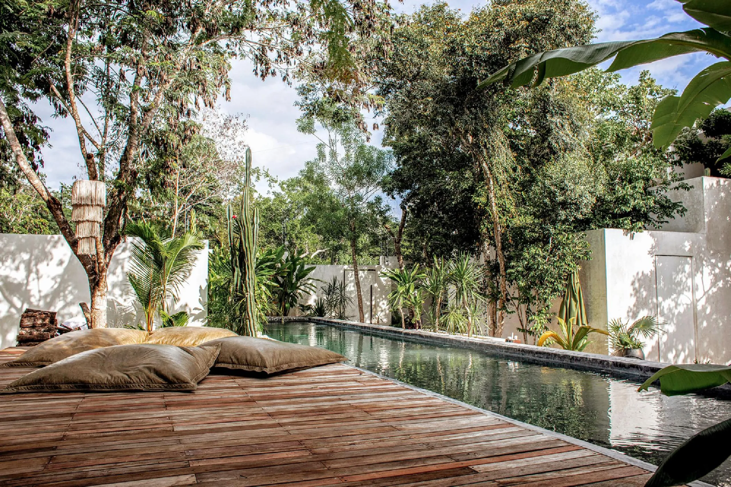 Refined Ultra-Eco Architectural Tulum Estate with Zero Edge Pool — photograph 8