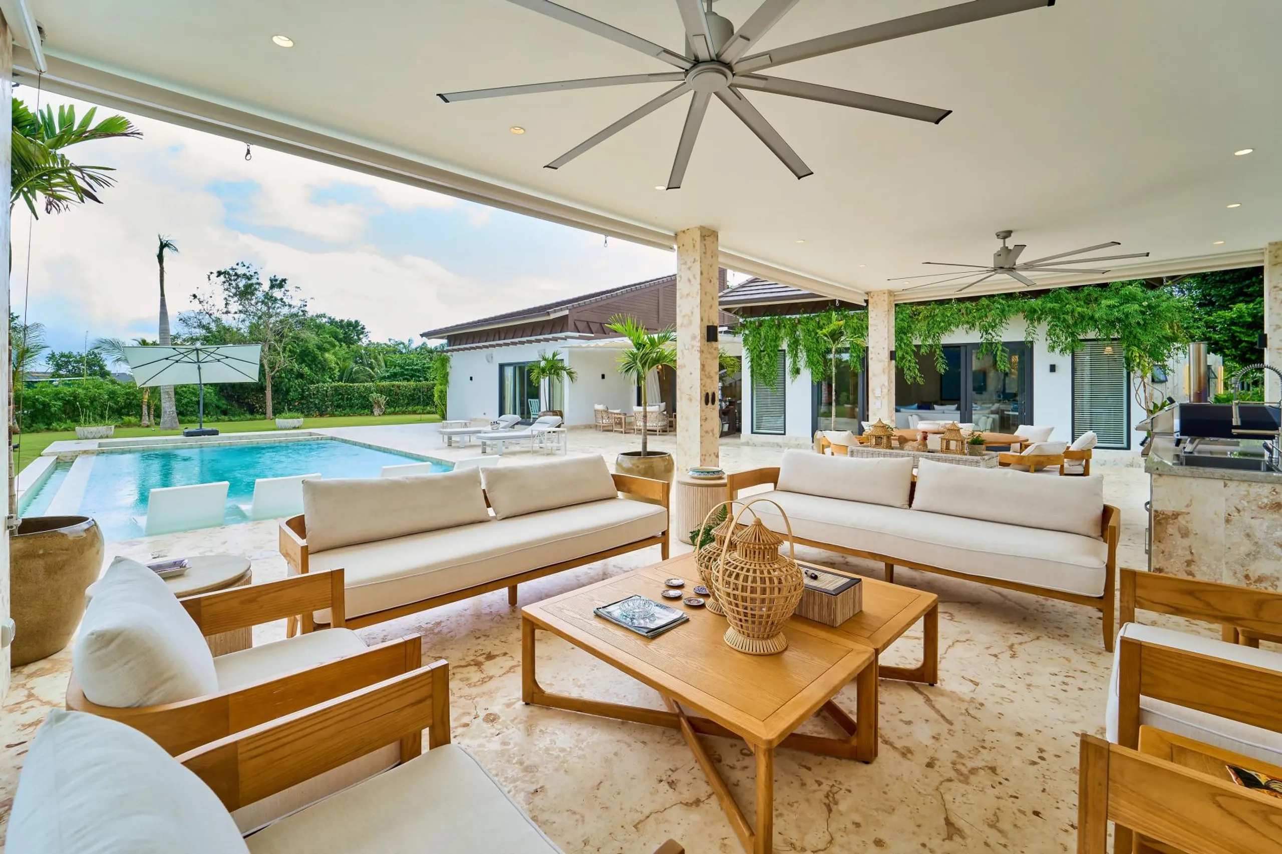 Chic Casa de Campo Villa with Private Pool and Outdoor Living Spaces — photograph 3