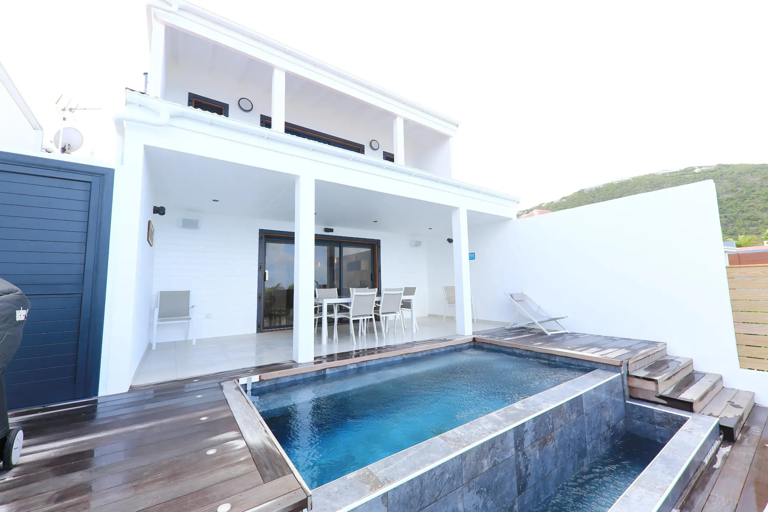 Modern Flamands Beach Villa with Infinity Pool and Walk to Beach — photograph 4