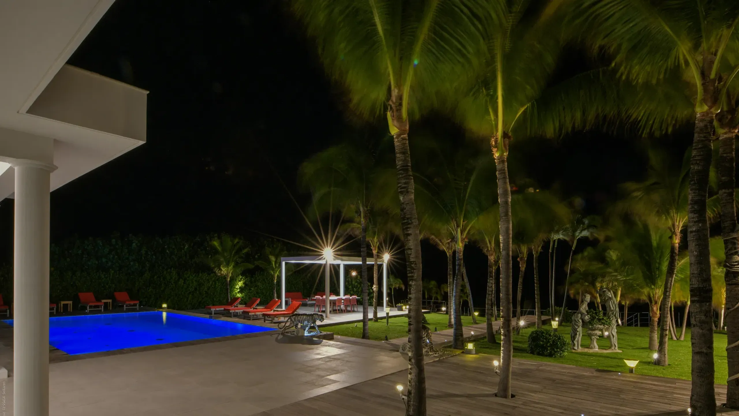 Exquisite Paradise Villa with Private Pool and Fitness Center — photograph 8