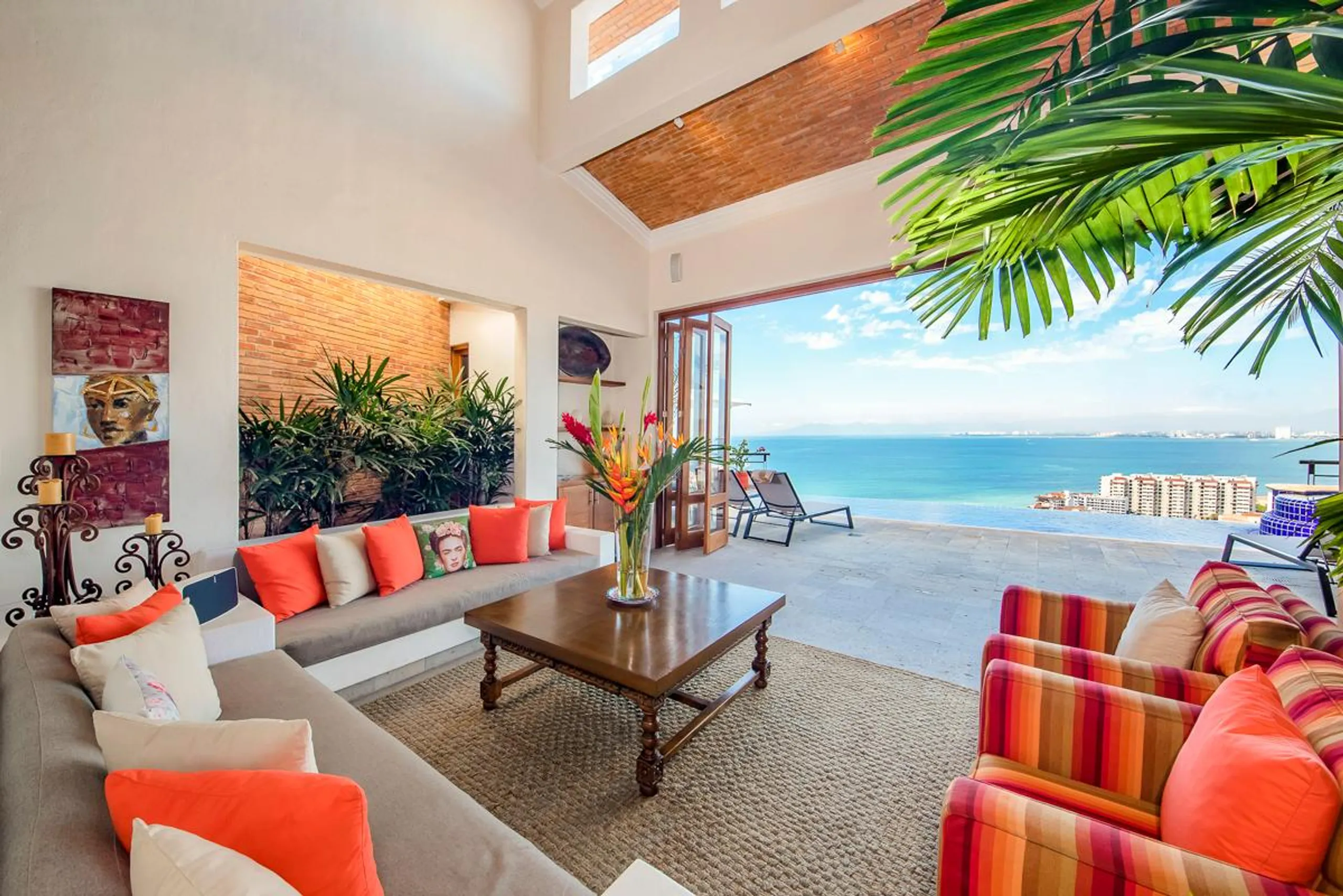 Charming Mexican Villa with Private Pool and Unobstracted Sea Views — photograph 10