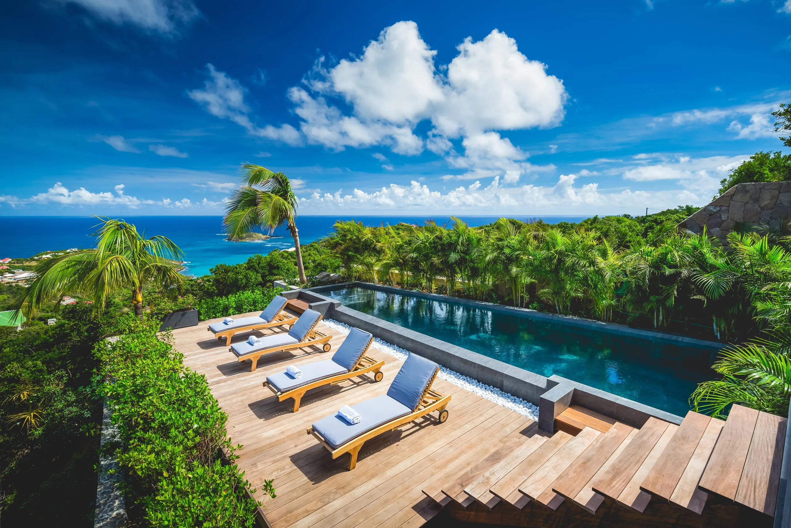 Dignified Oceanview Villa with Private Pool and Fitness Room — photograph 6