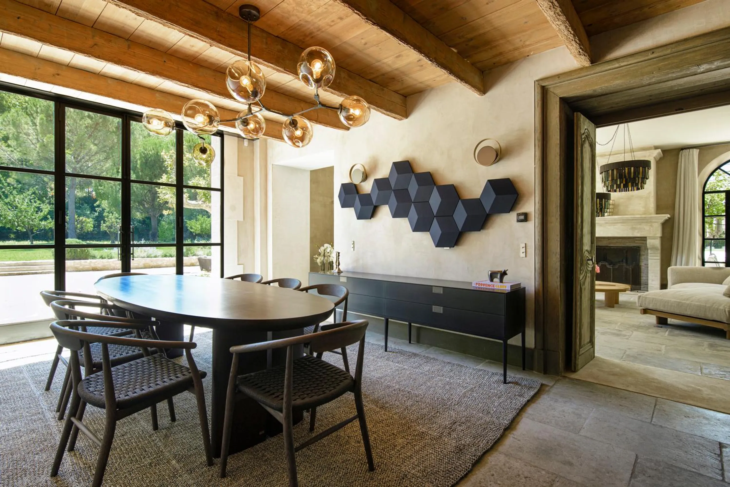 Serene Splendor Retreat with Poolside and Mountain Views — photograph 7