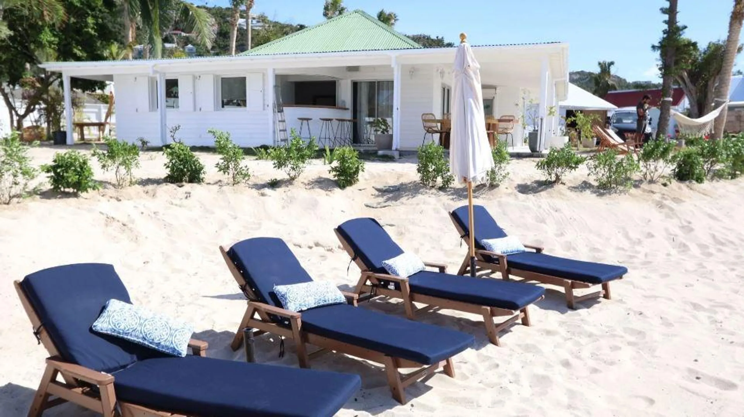 Relaxing Oasis Villa with Ocean Views and a Jacuzzi in St. Barths — photograph 4