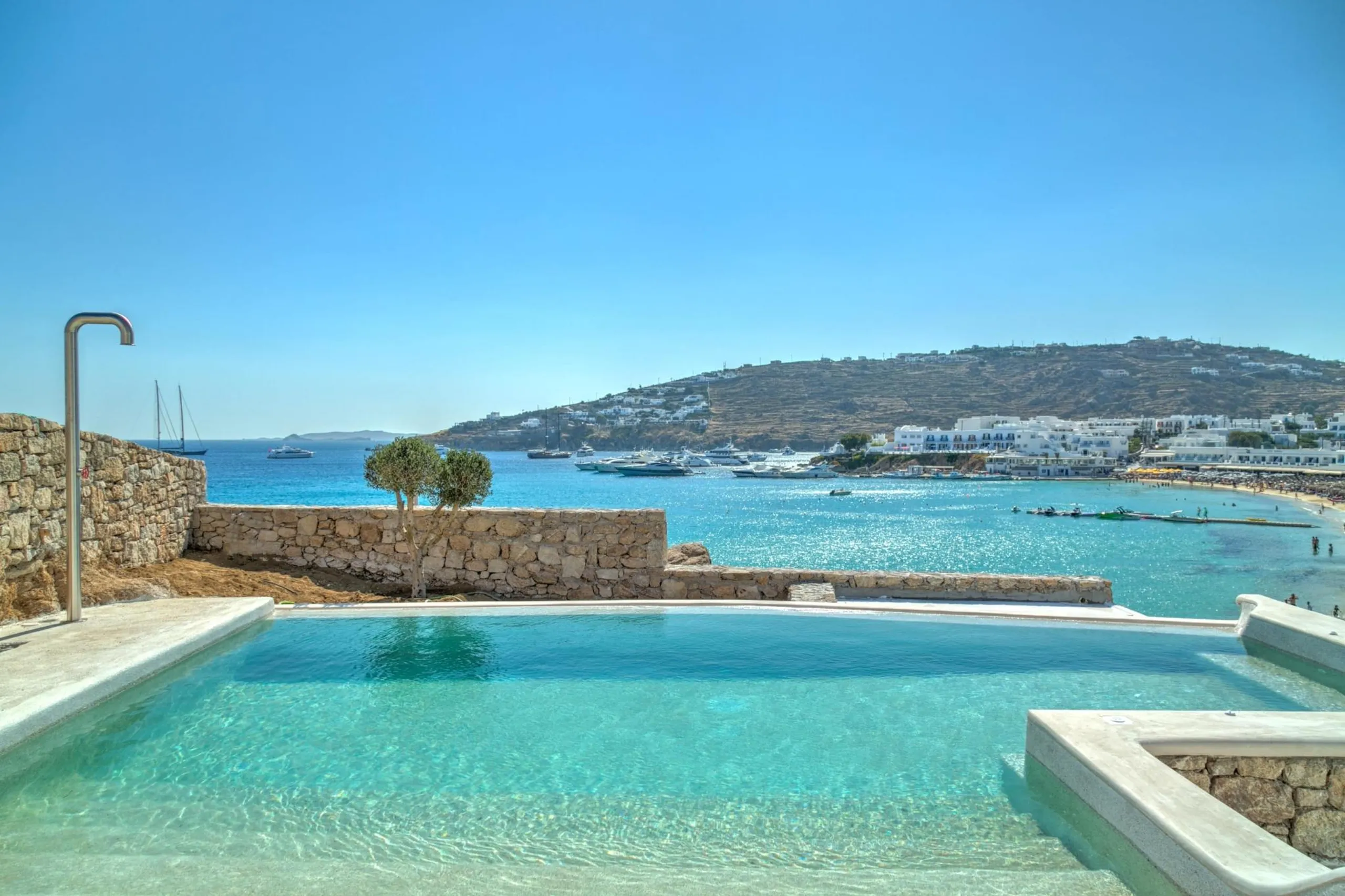 Breathtaking Oceanview Villa in Mykonos with Private Pool, Platis Gialos