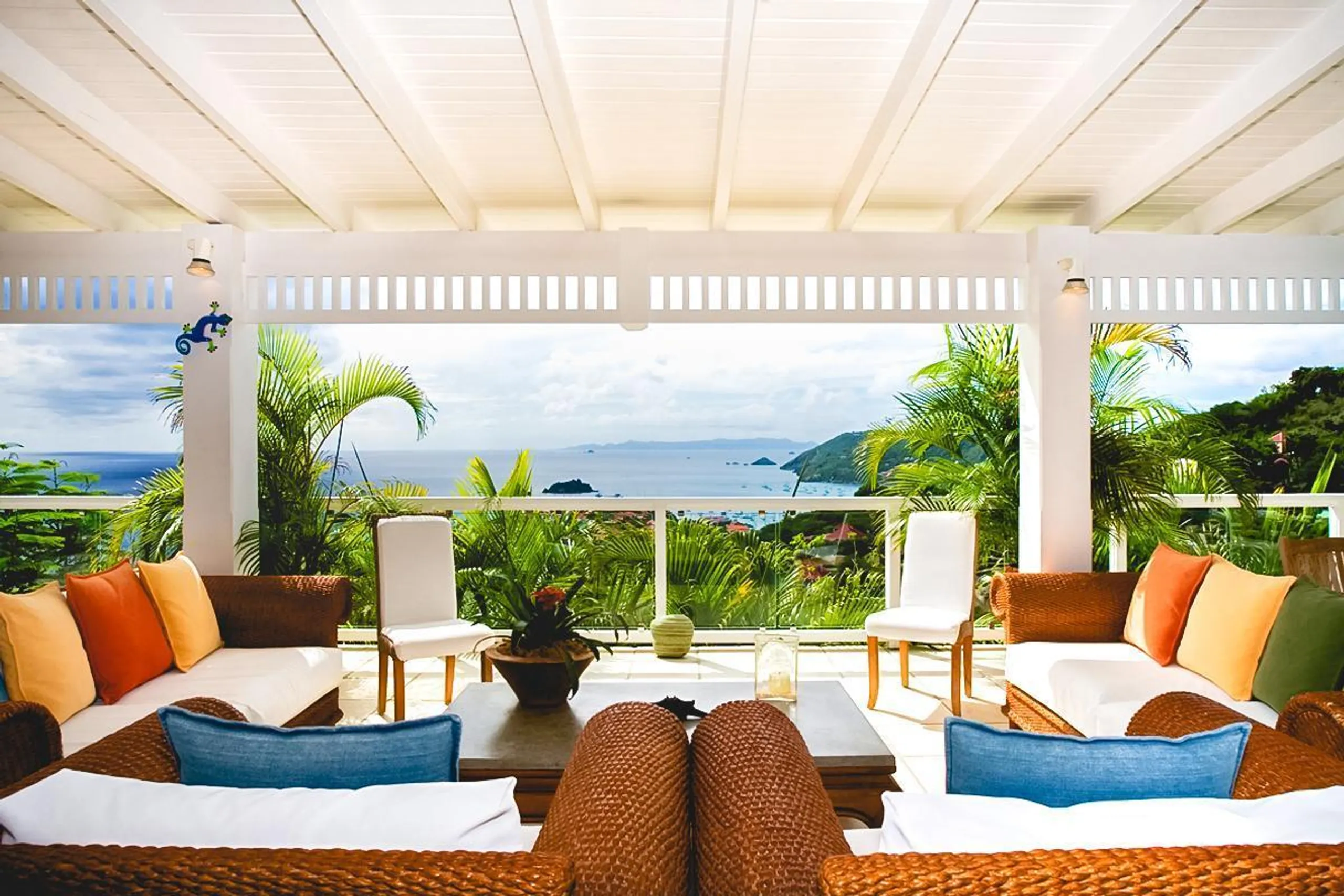 Elegant Paradise Escape with Private Pool and Ocean Views — photograph 5