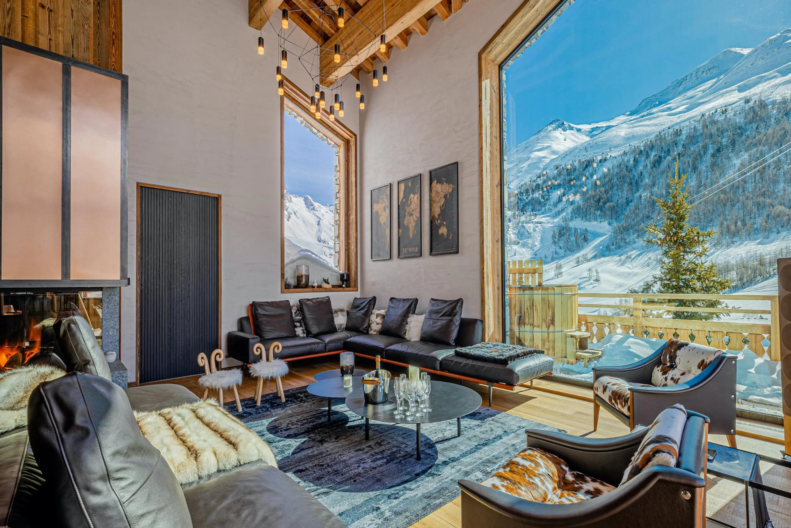 Le Fornet Luxury Alpine Retreat with Indoor Pool — photograph 12