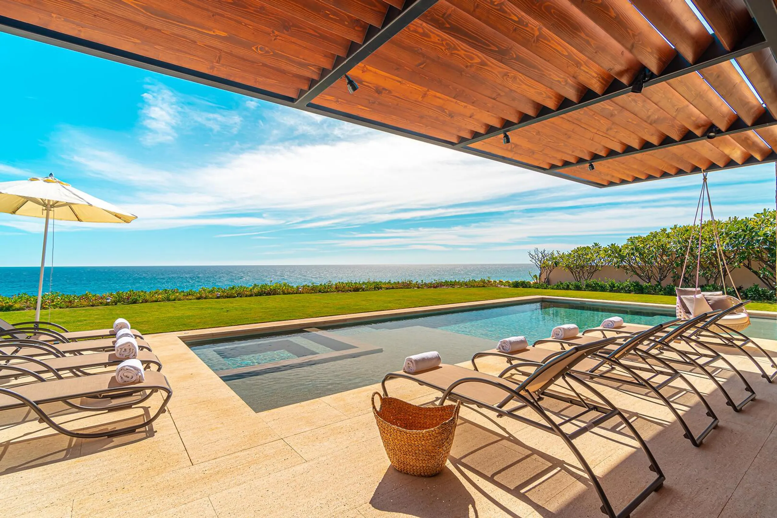 Beachfront Puerto Los Cabos Estate with Private Pool and Ocean Views — photograph 9
