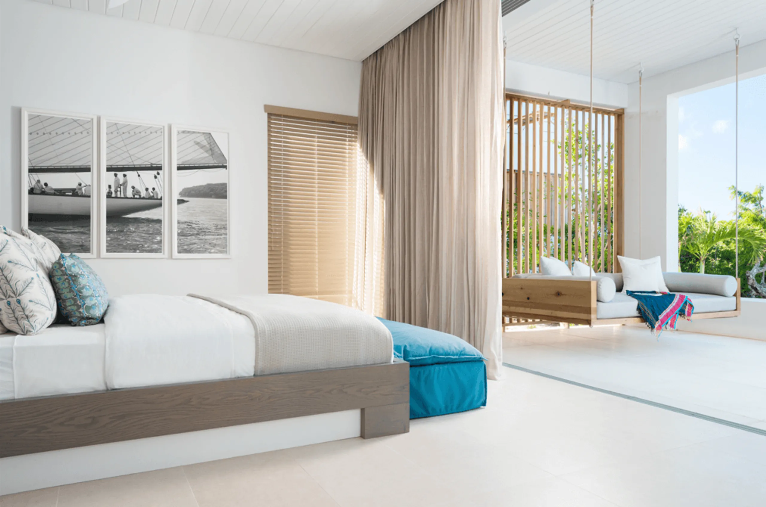 Unmatched Luxury with this Contemporary North Shore Beach Villa Rental — photograph 12