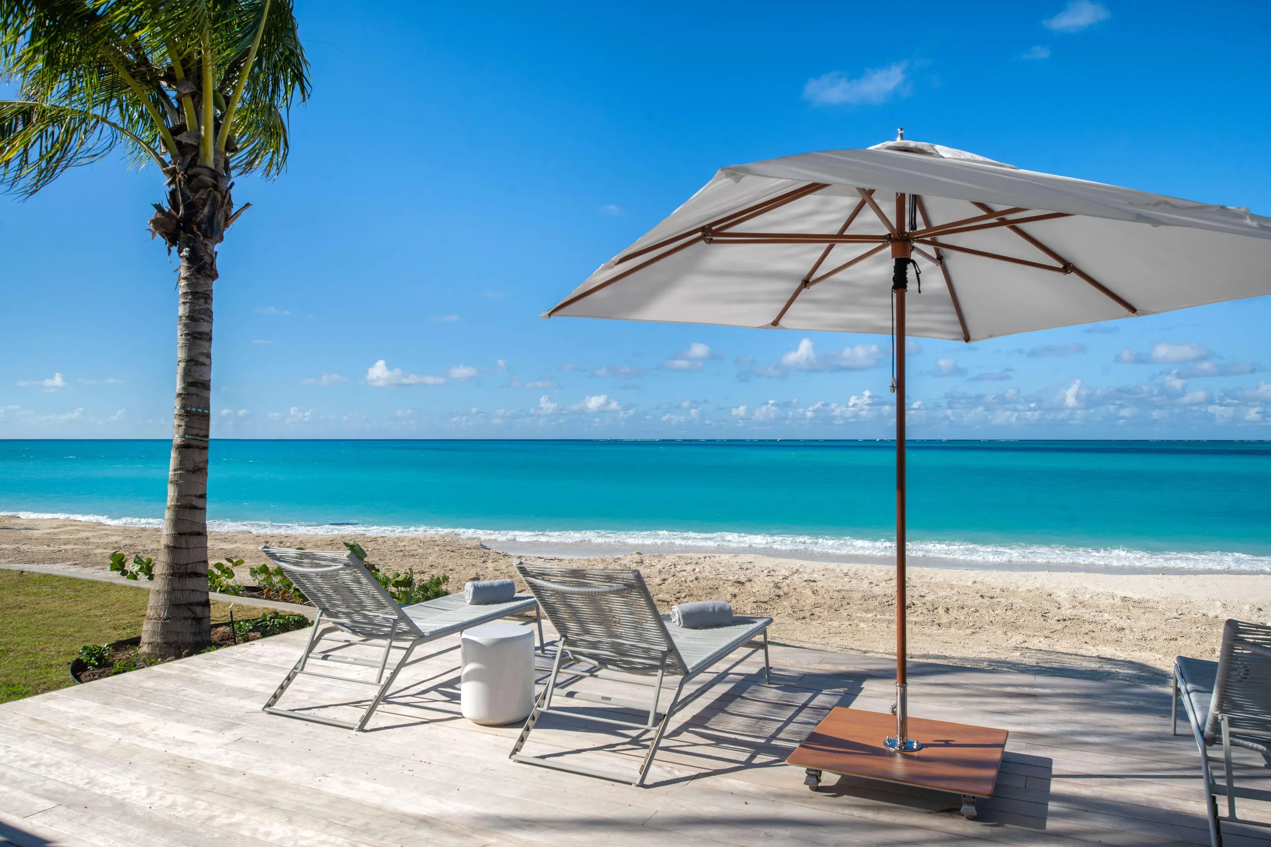 Plush and Artisinal Grace Bay's Finest Villa with Private Pool and Wraparound Views — photograph 5