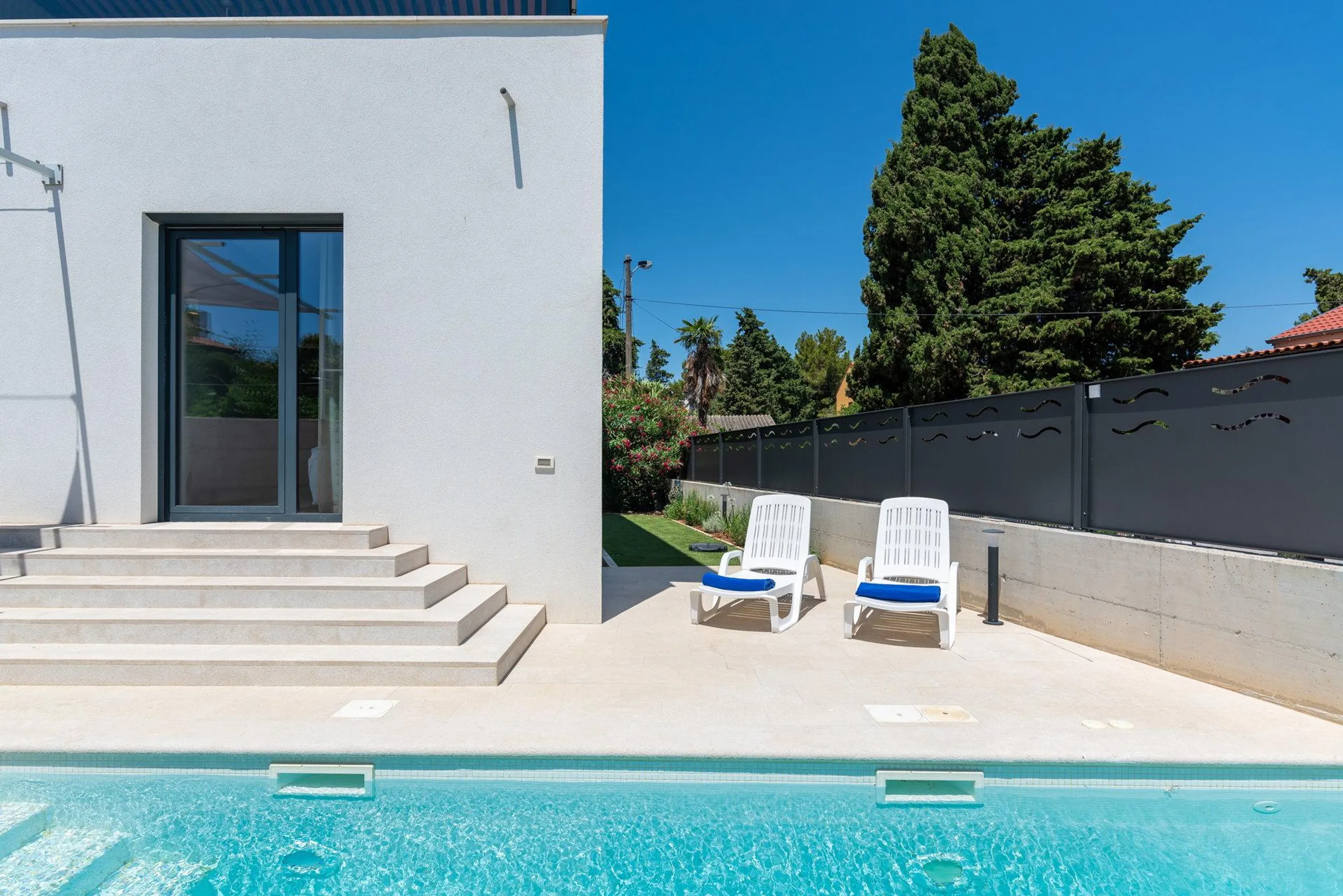 Elegant 4-Star Villa Near Pula with Pool and Beach Access in Premantura