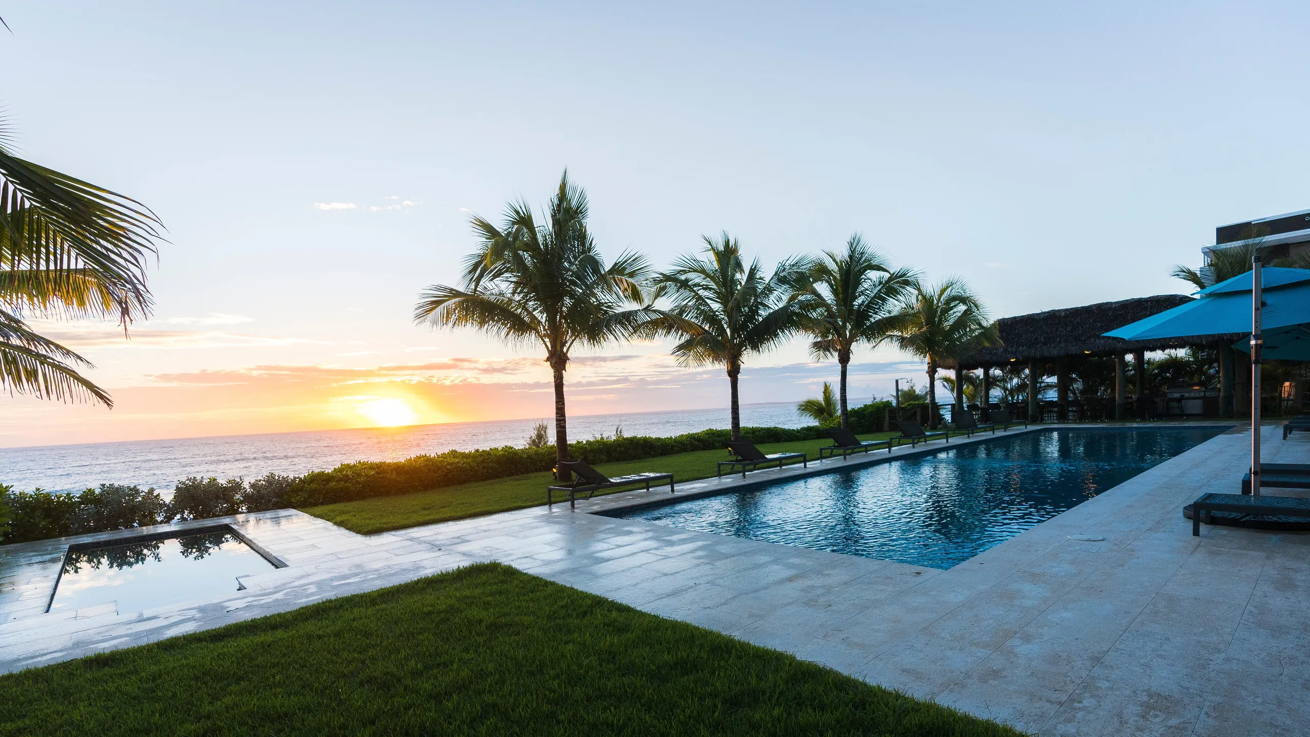 Exclusive Modern Luxury Oceanfront Estate in Bahamas with Private Pool — photograph 9