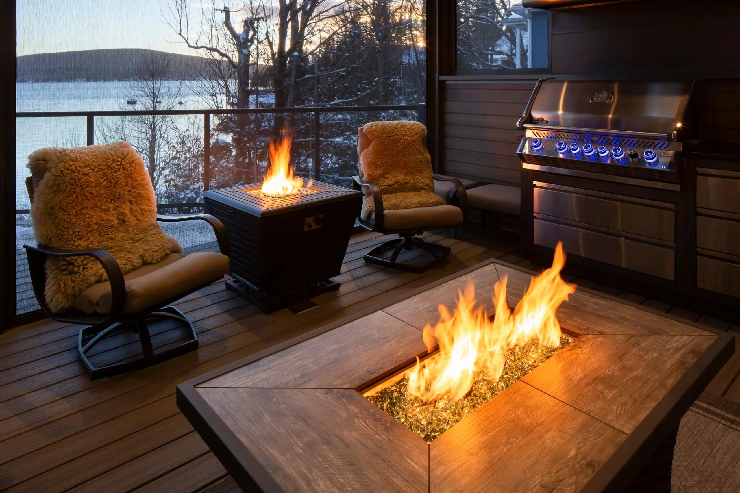 Lakeside Luxury Retreat With Spectacular Views — photograph 4