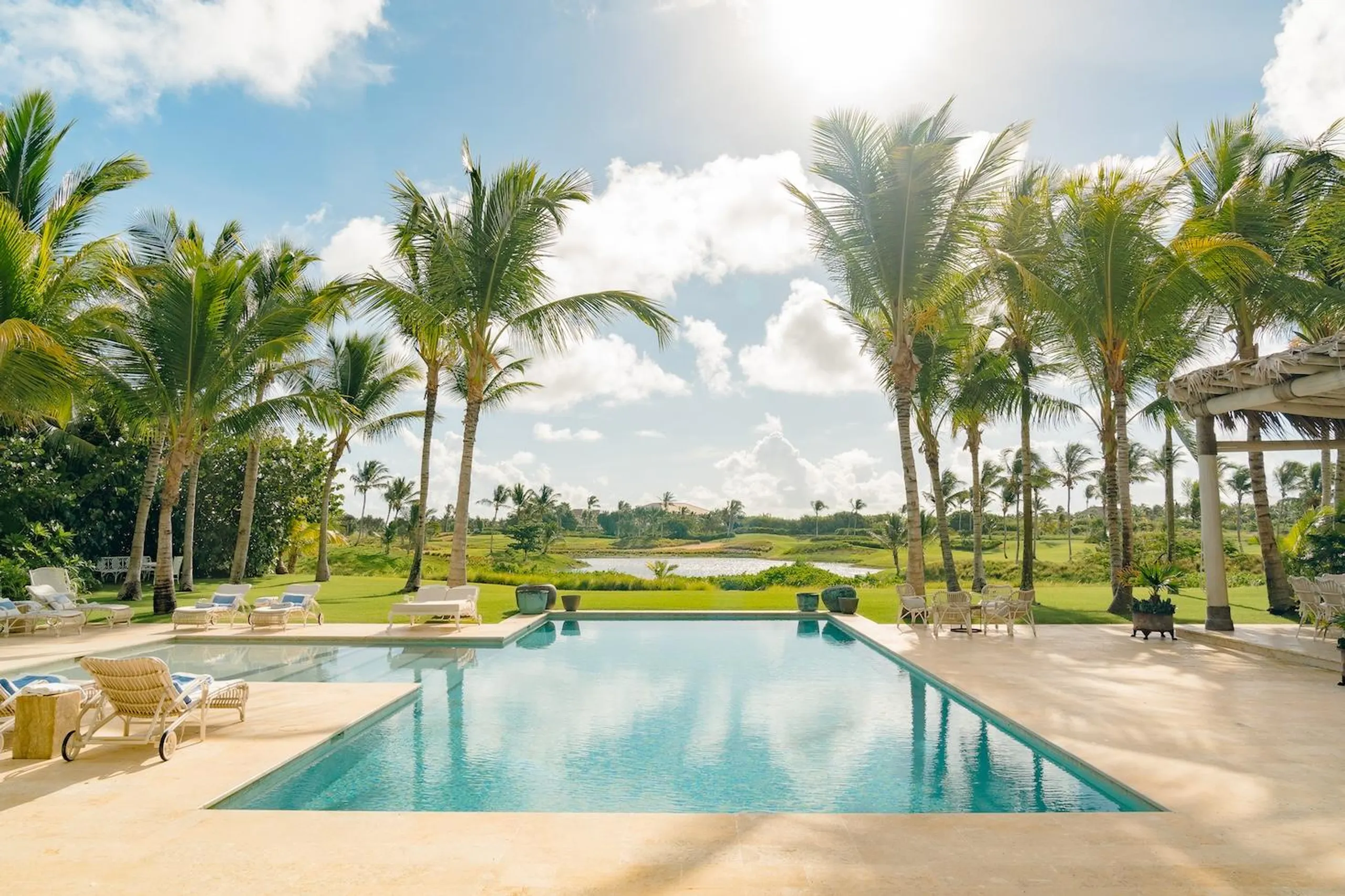 Outstanding Higuey Villa with Rejuvenating Pool and Stunning Views — photograph 2