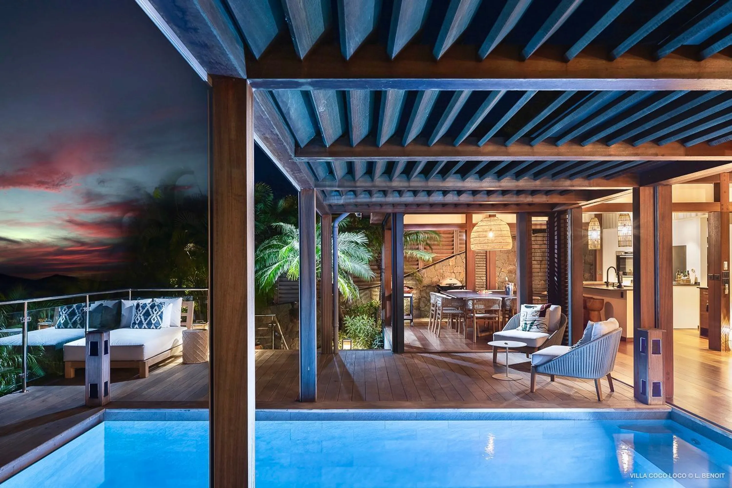 Majestic Ocean VIew Villa with Tropical Garden Grounds and Private Pool — photograph 7