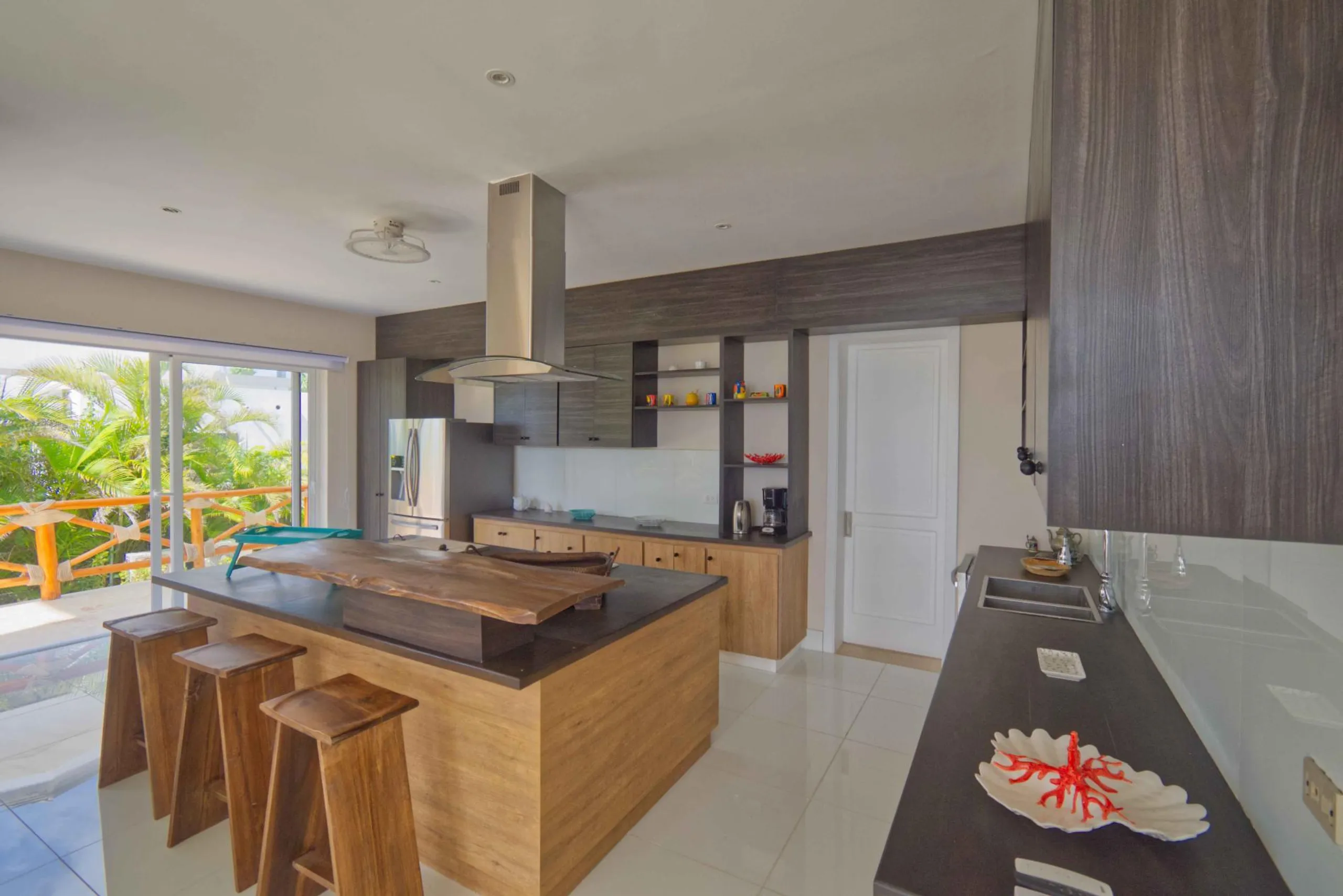 Breathtaking Punta Cana Villa with Private Pool and Stunning Views — photograph 12