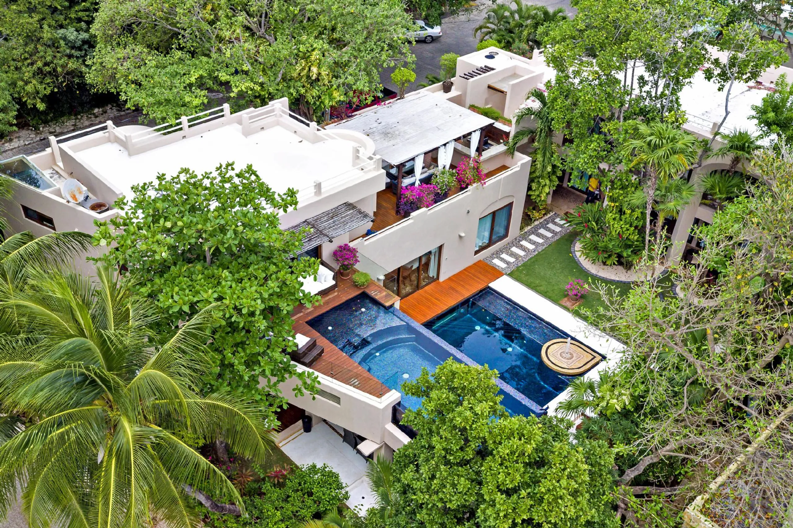 Playa del Carmen Luxury Estate with Multiple Pools and Lush Grounds, Playa del Carmen