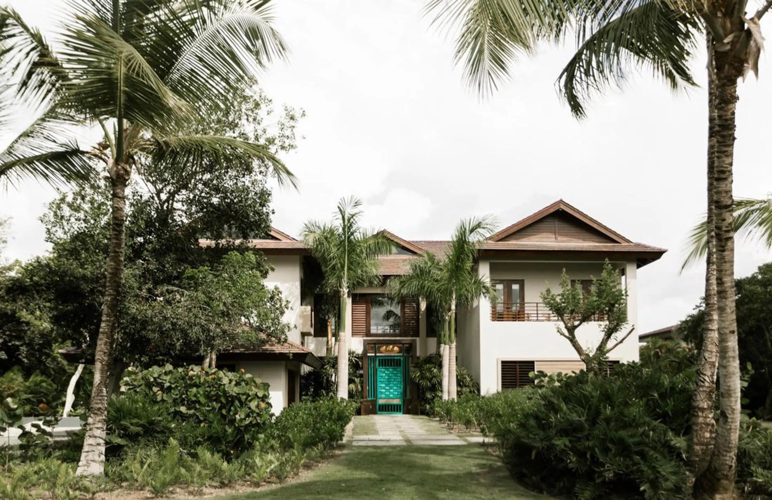 Enchanting Punta Cana Retreat with Private Pool and Tropical Gardens — photograph 7