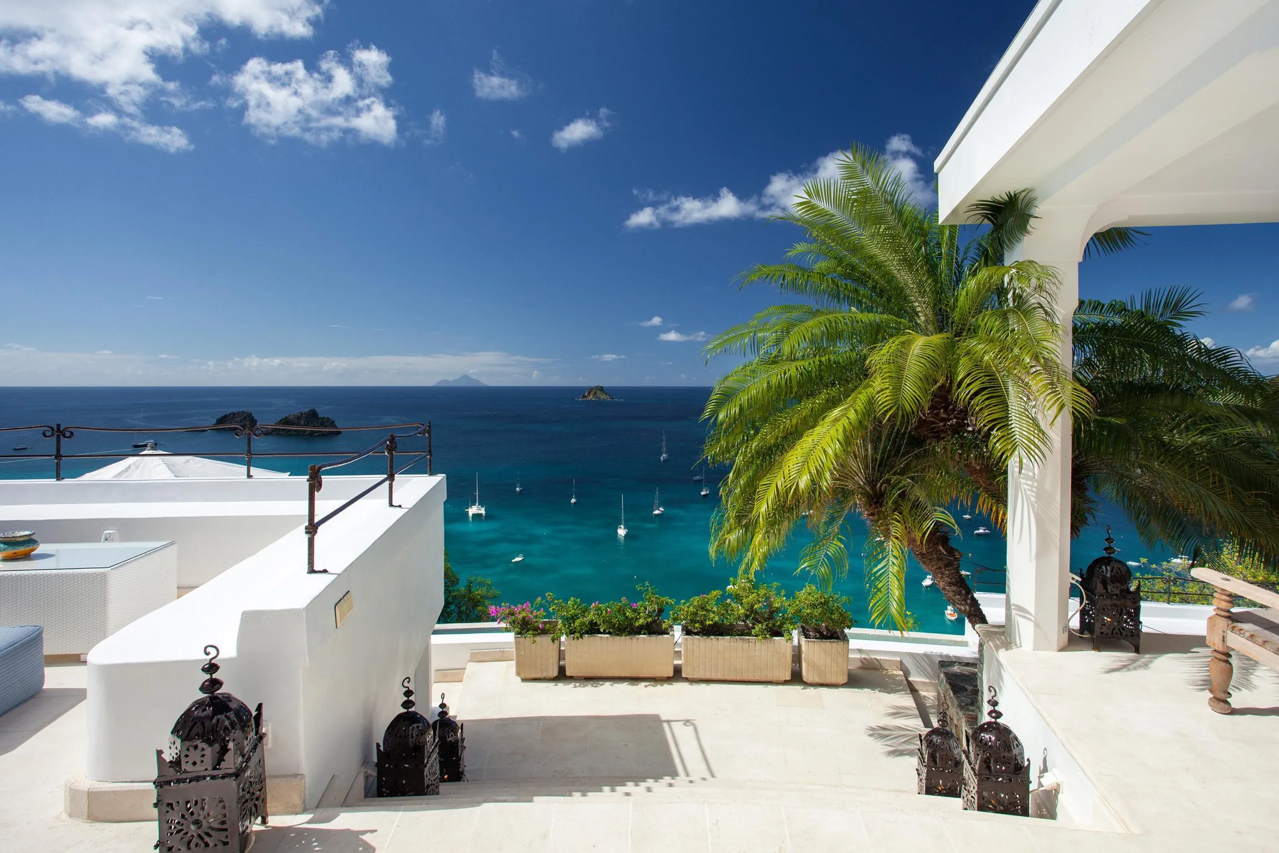 Sumptuous Caribbean Villa with Private Pool and Panoramic Ocean Views — photograph 6