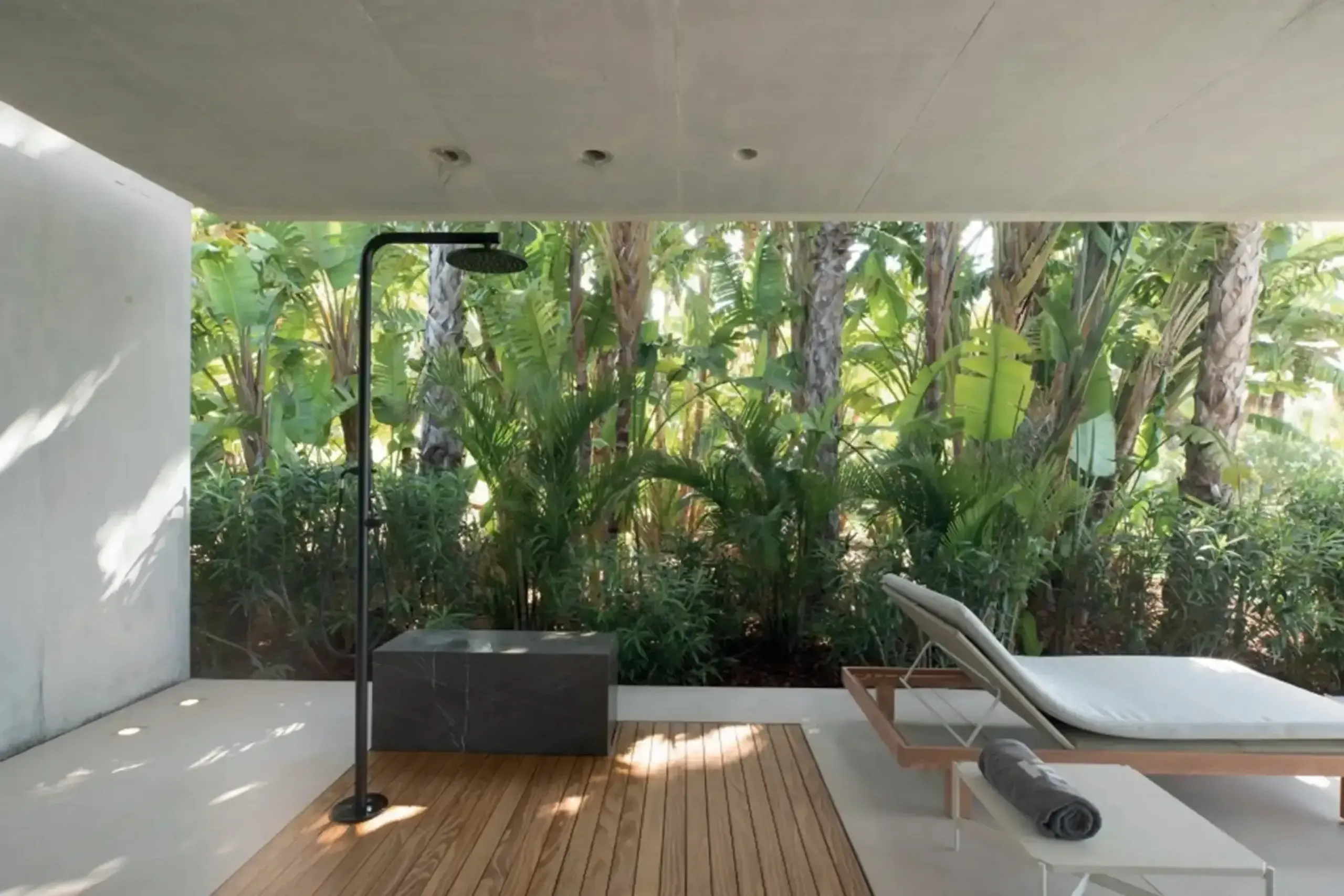 Stunning Contemporary Villa in Ibiza with Heated Pool, Sauna and Jacuzzi — photograph 12