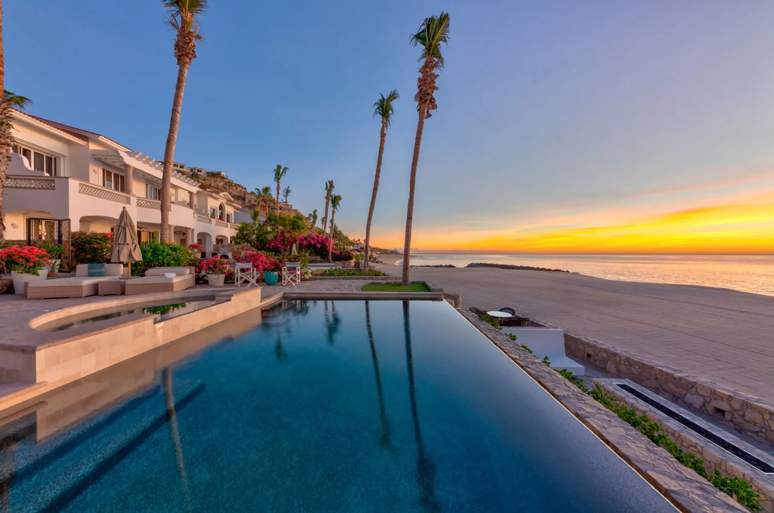 Spacious Three Bedroom Villa with Private Pool and Stunning Views of Sea of Cortez — photograph 3