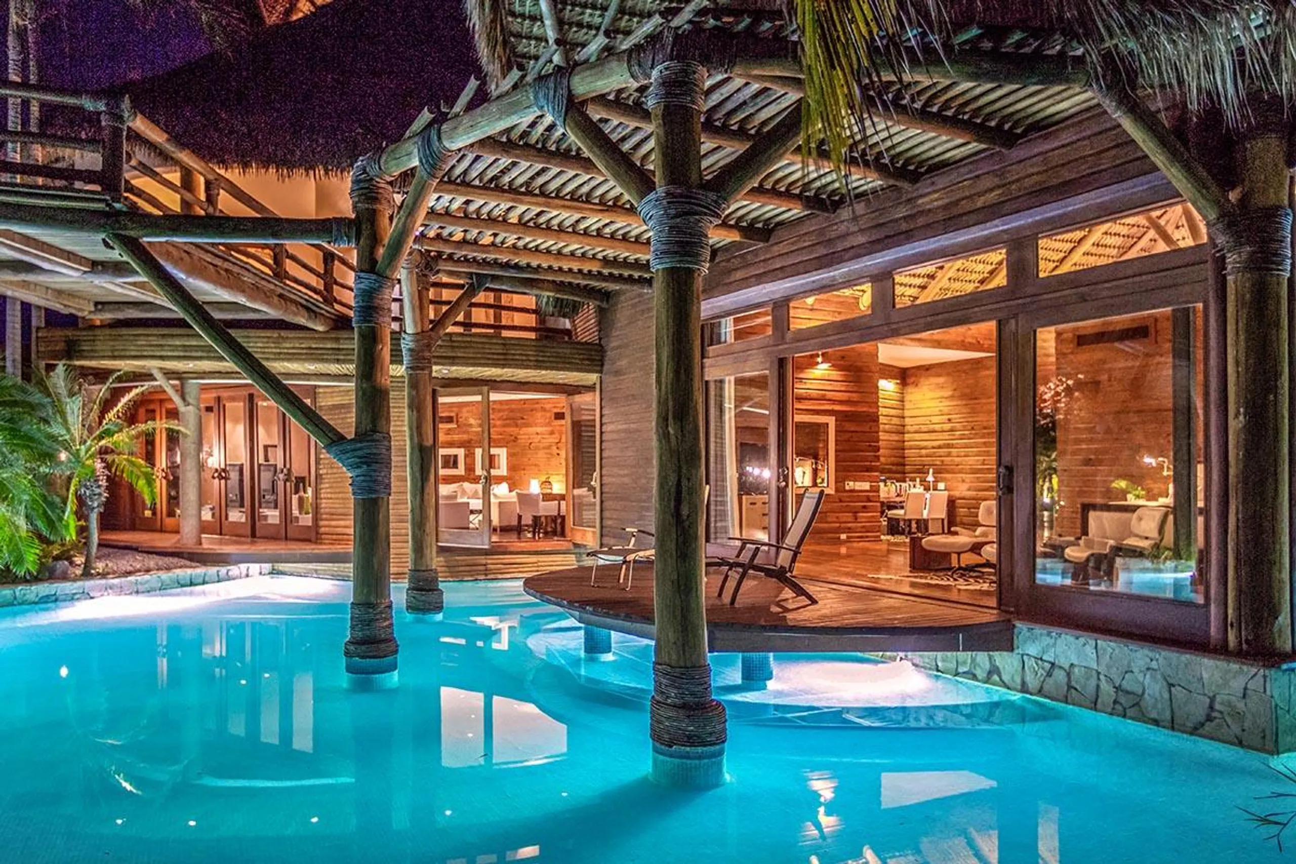 Ocean Front Punta Cana Villa with Private Pool and Walks to Beach — photograph 8
